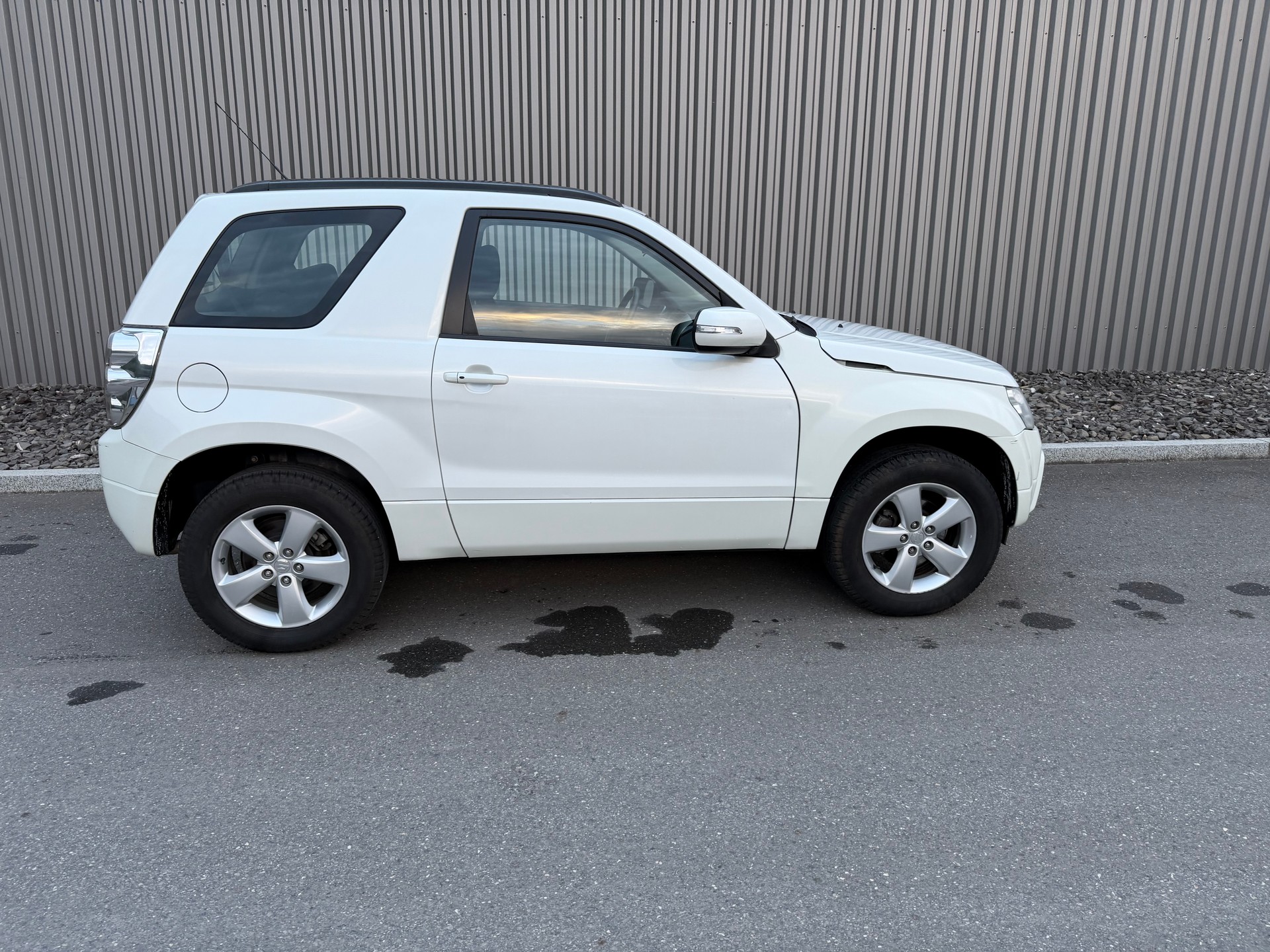 SUZUKI Grand Vitara 2.4 16V GL Top-image-7