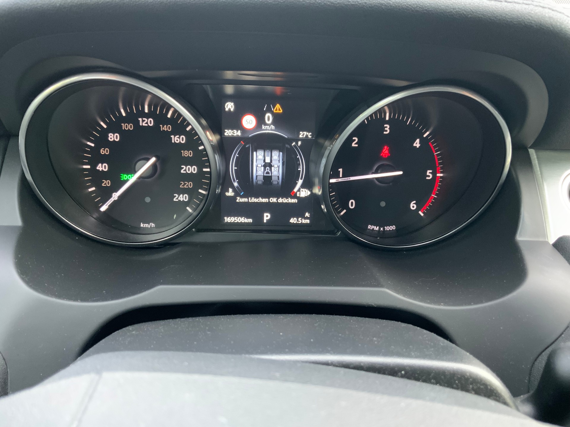 LAND ROVER Range Rover Evoque 2.0 TD4 SE Advantage AT9-image-7
