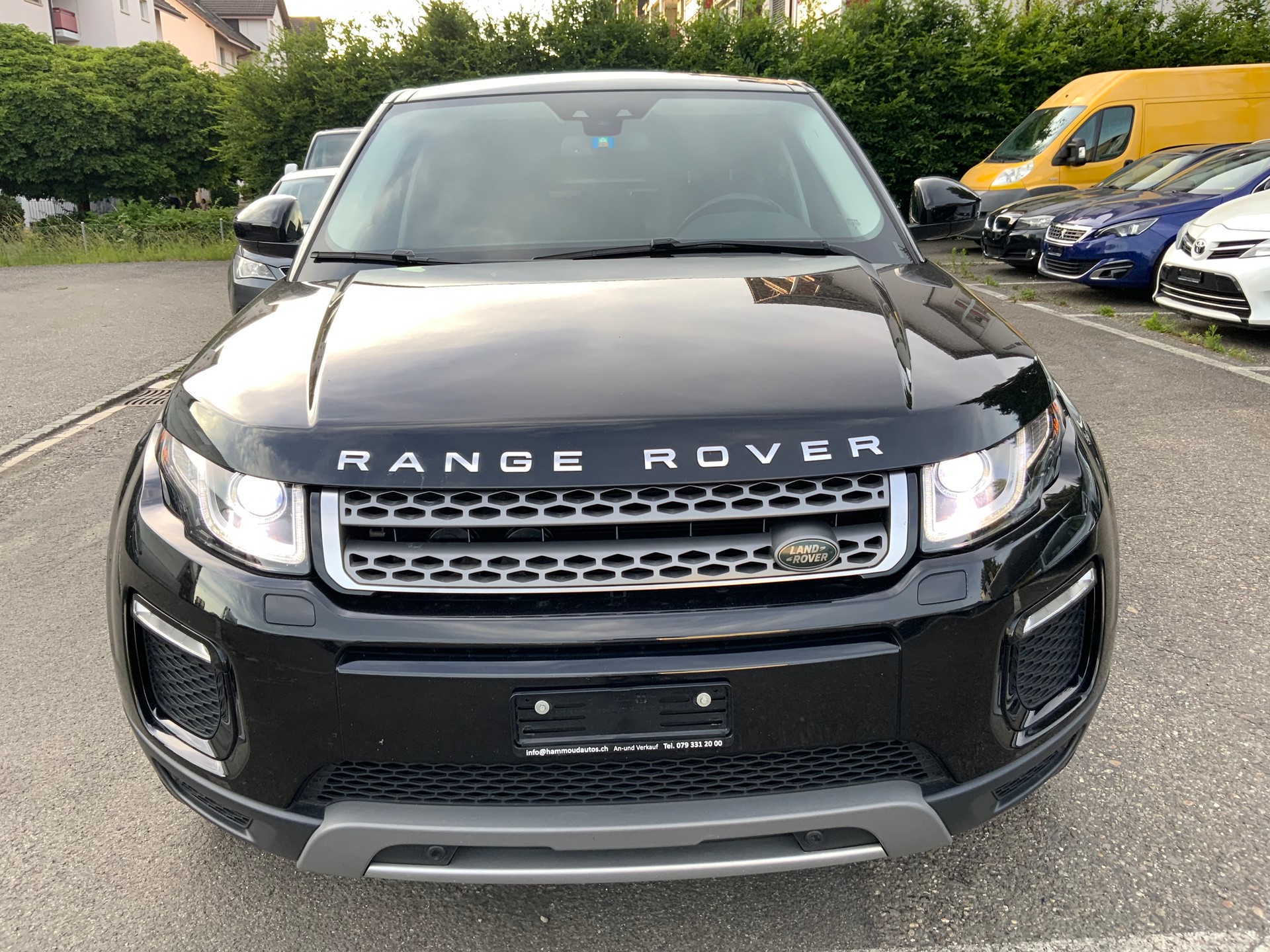 LAND ROVER Range Rover Evoque 2.0 TD4 SE Advantage AT9-image-0
