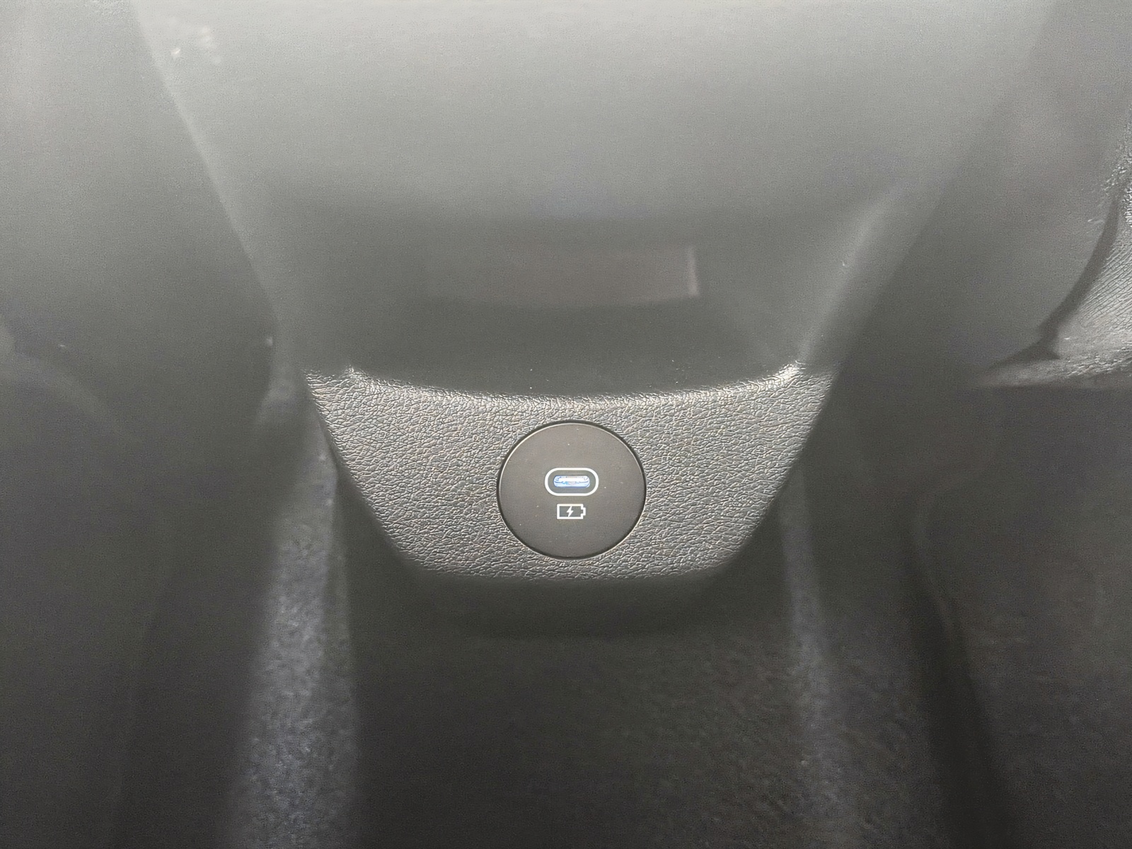 HYUNDAI i20 1.0 T-GDi Amplia-image-17