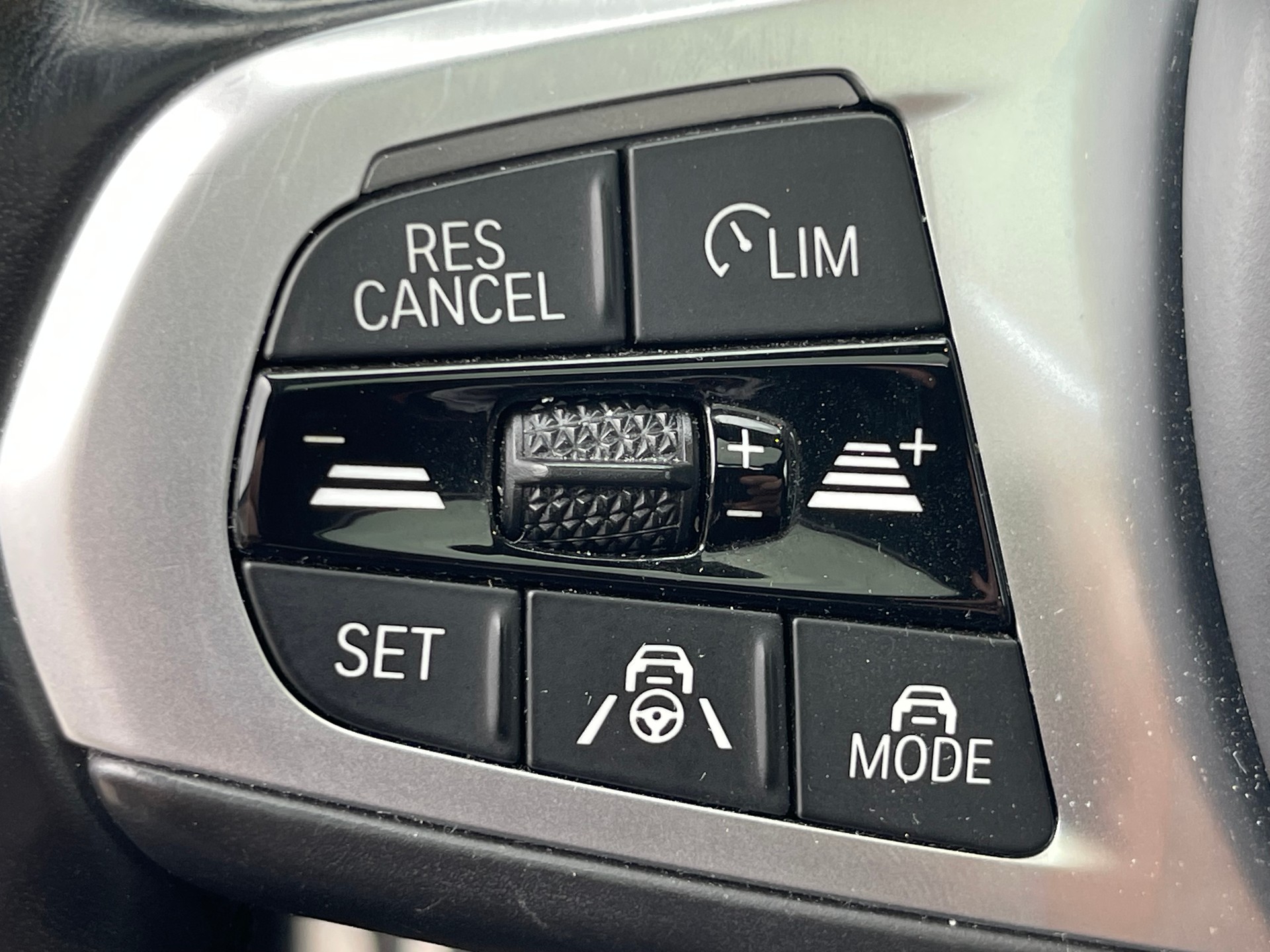 BMW M340d xDrive 48V Steptronic Sport-image-14