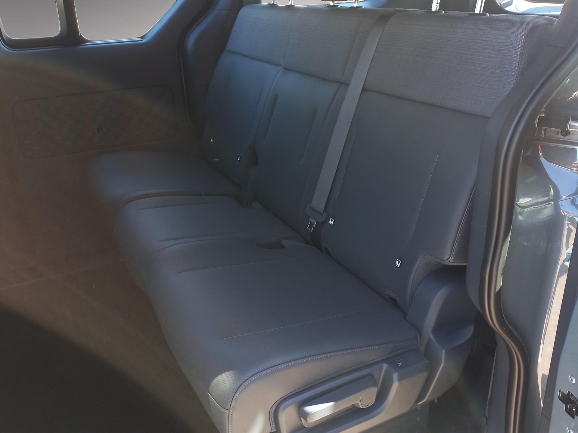 KIA PV5 71.2 kWh Plus-image-11