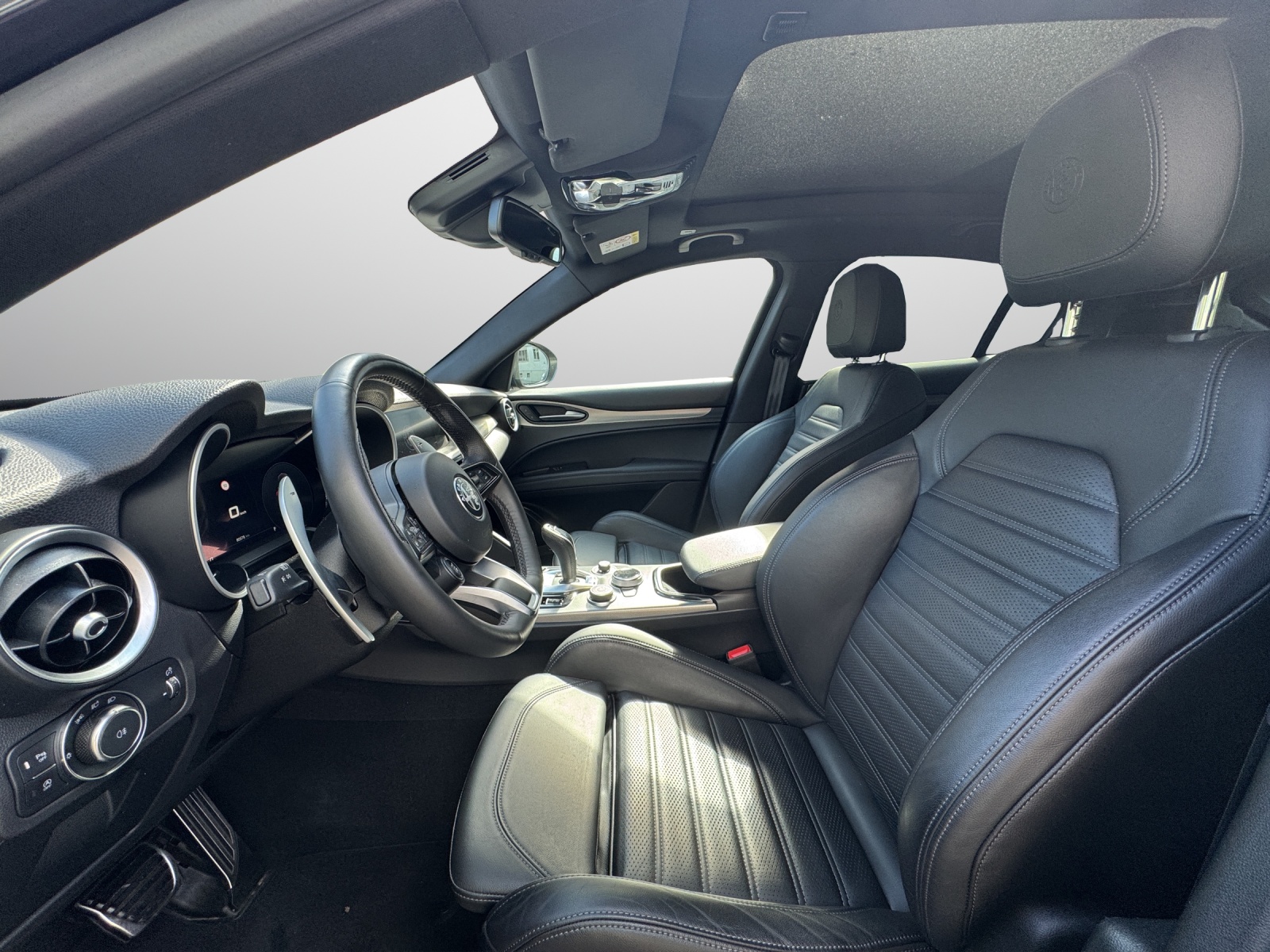 ALFA ROMEO Stelvio 2.0 Q4 280 Veloce-image-4