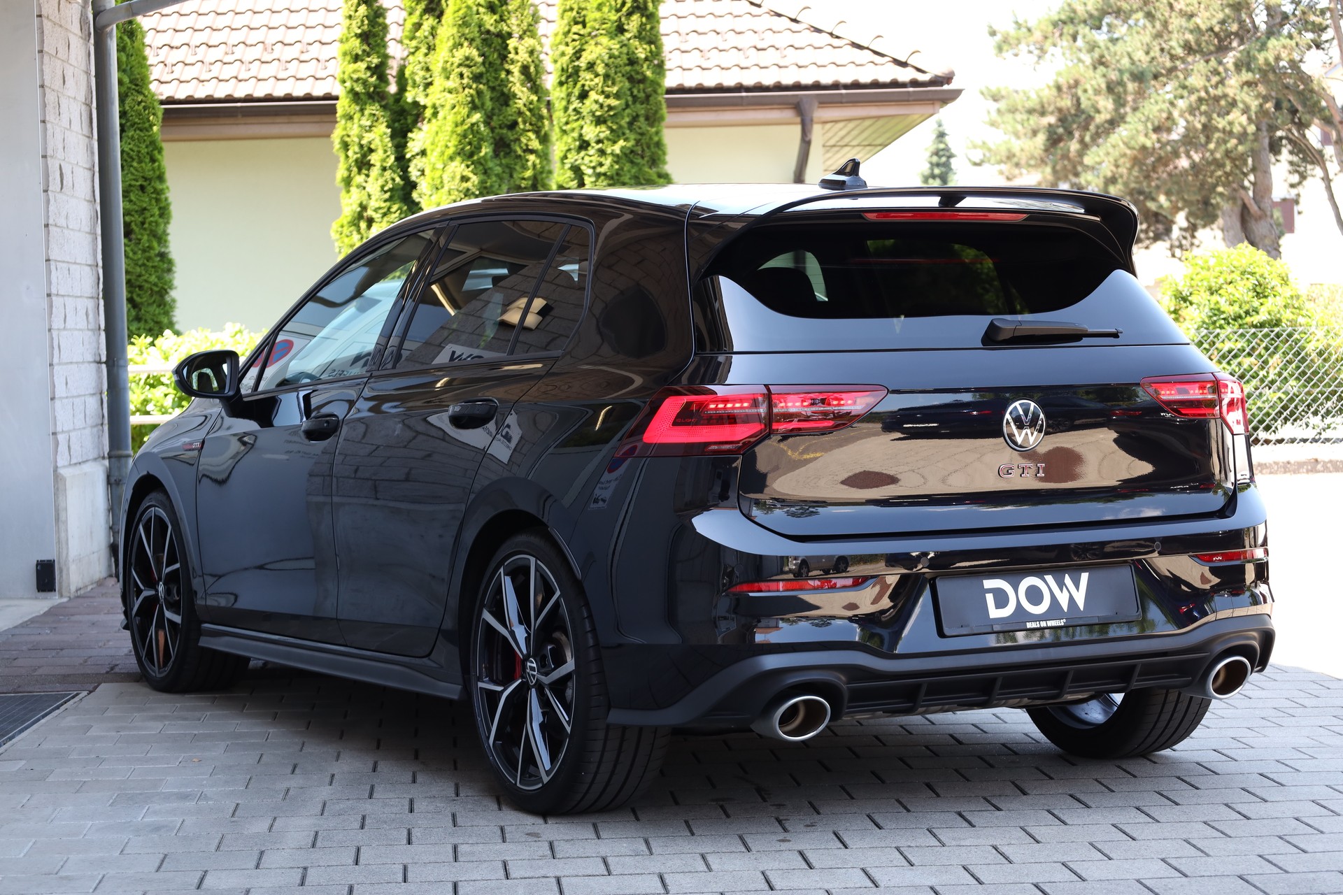 VW Golf 2.0 TSI GTI Clubsport DSG-image-3