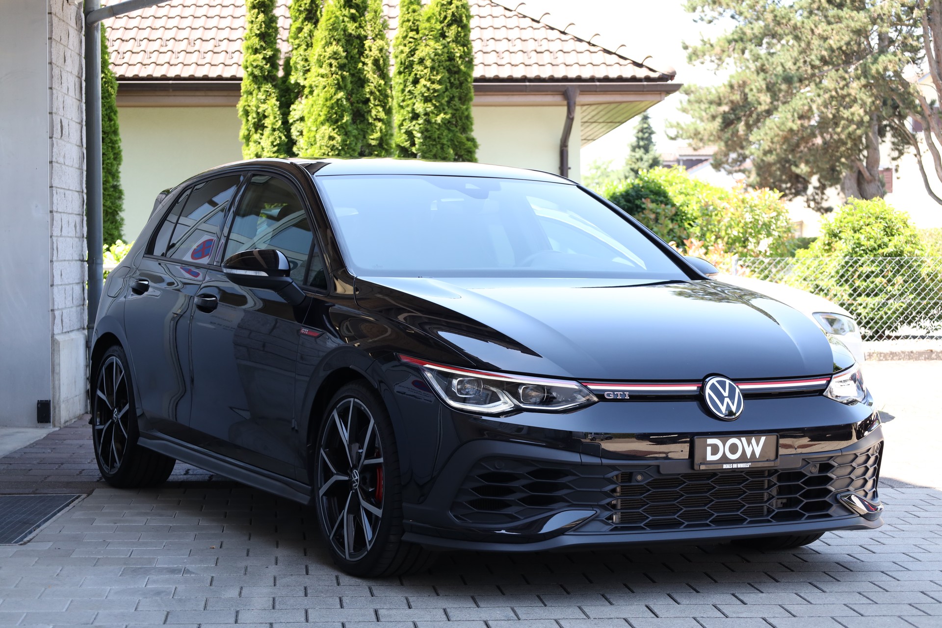 VW Golf 2.0 TSI GTI Clubsport DSG-image-1