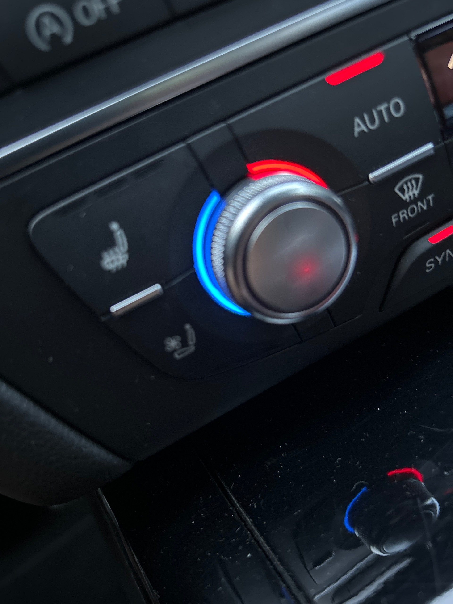 AUDI RS6 Avant 4.0 TFSI V8 quattro Tiptronic Keramikbremsanlage, und alles Zubehör-image-15