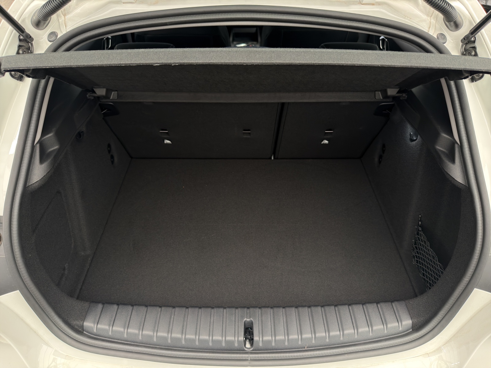 BMW 116 Steptronic - Navi - Rückfahrkamera - Adapt.-LED-image-12