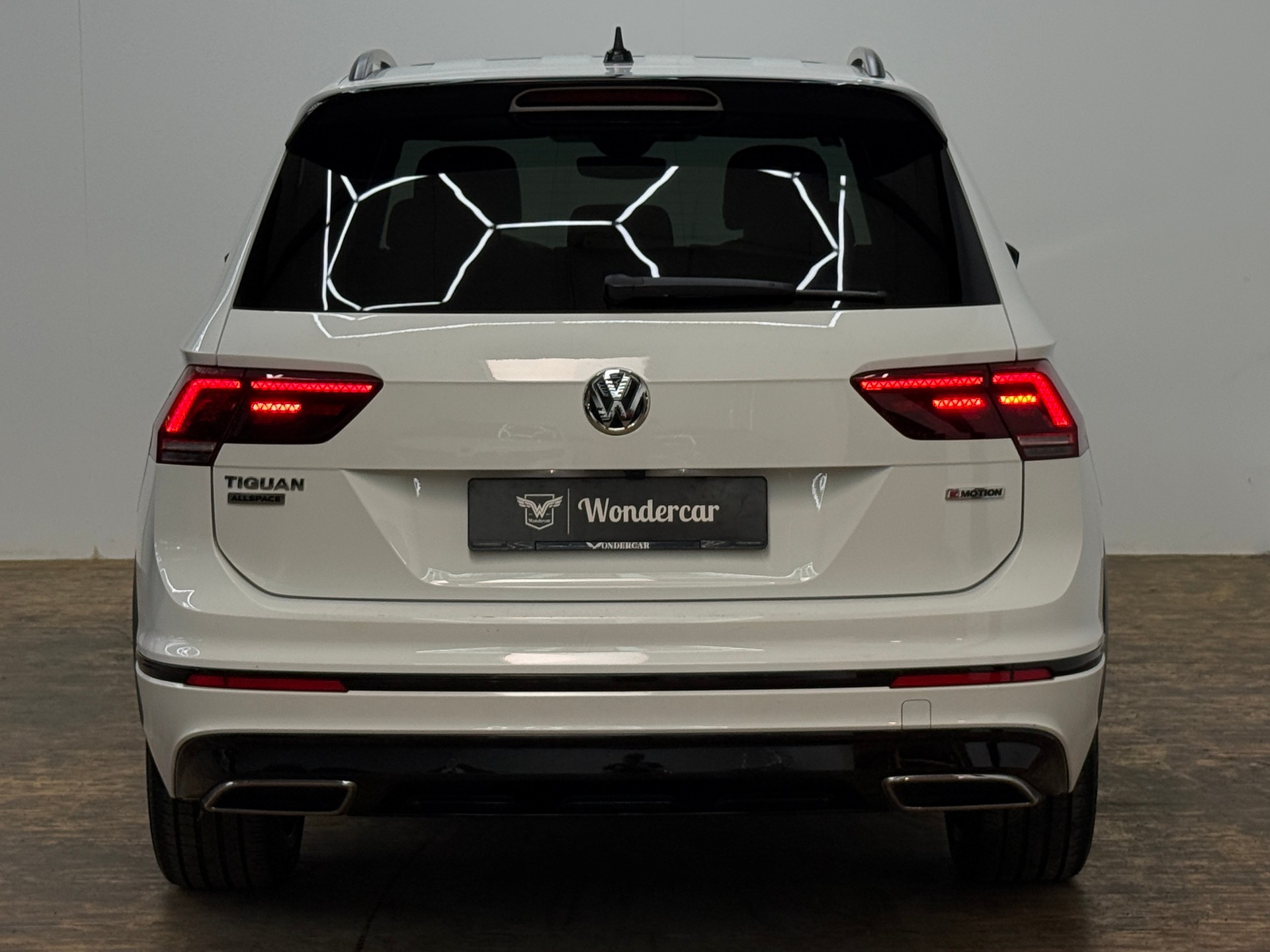VW Tiguan Allspace 2.0 TDI SCR Highline 4MotionDSG-image-11