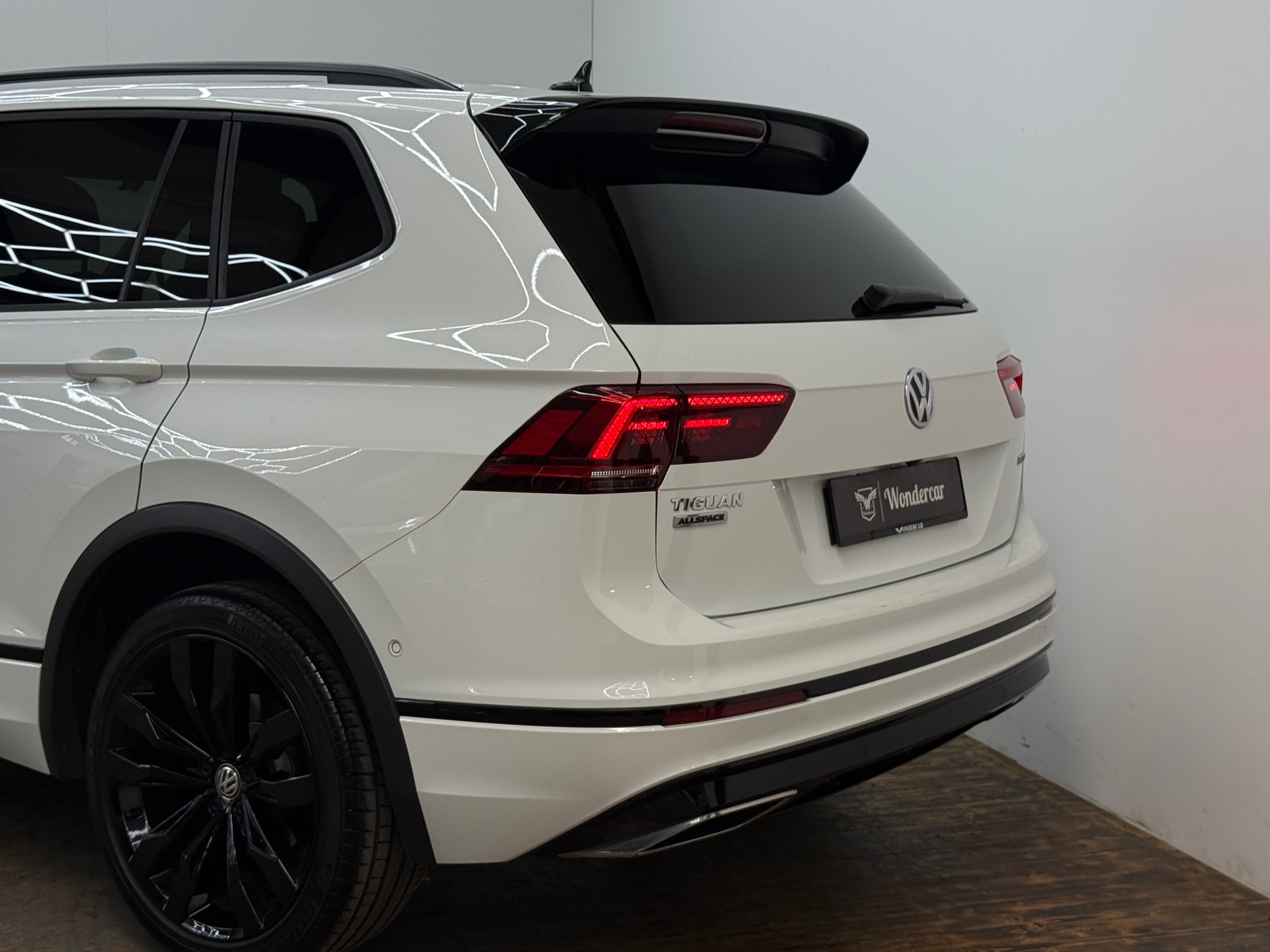 VW Tiguan Allspace 2.0 TDI SCR Highline 4MotionDSG-image-10