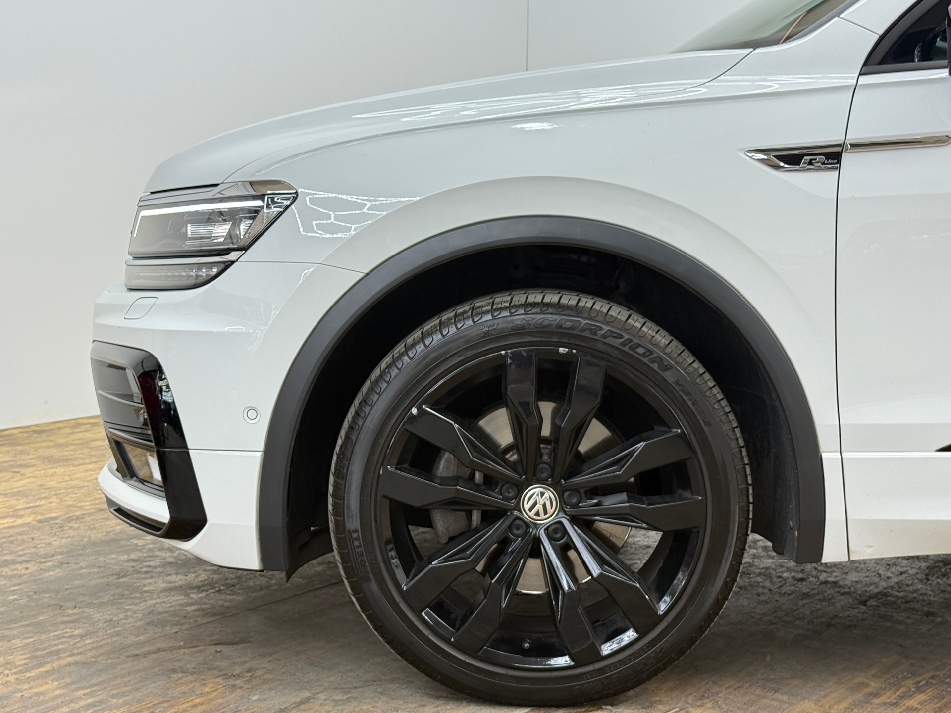 VW Tiguan Allspace 2.0 TDI SCR Highline 4MotionDSG-image-5