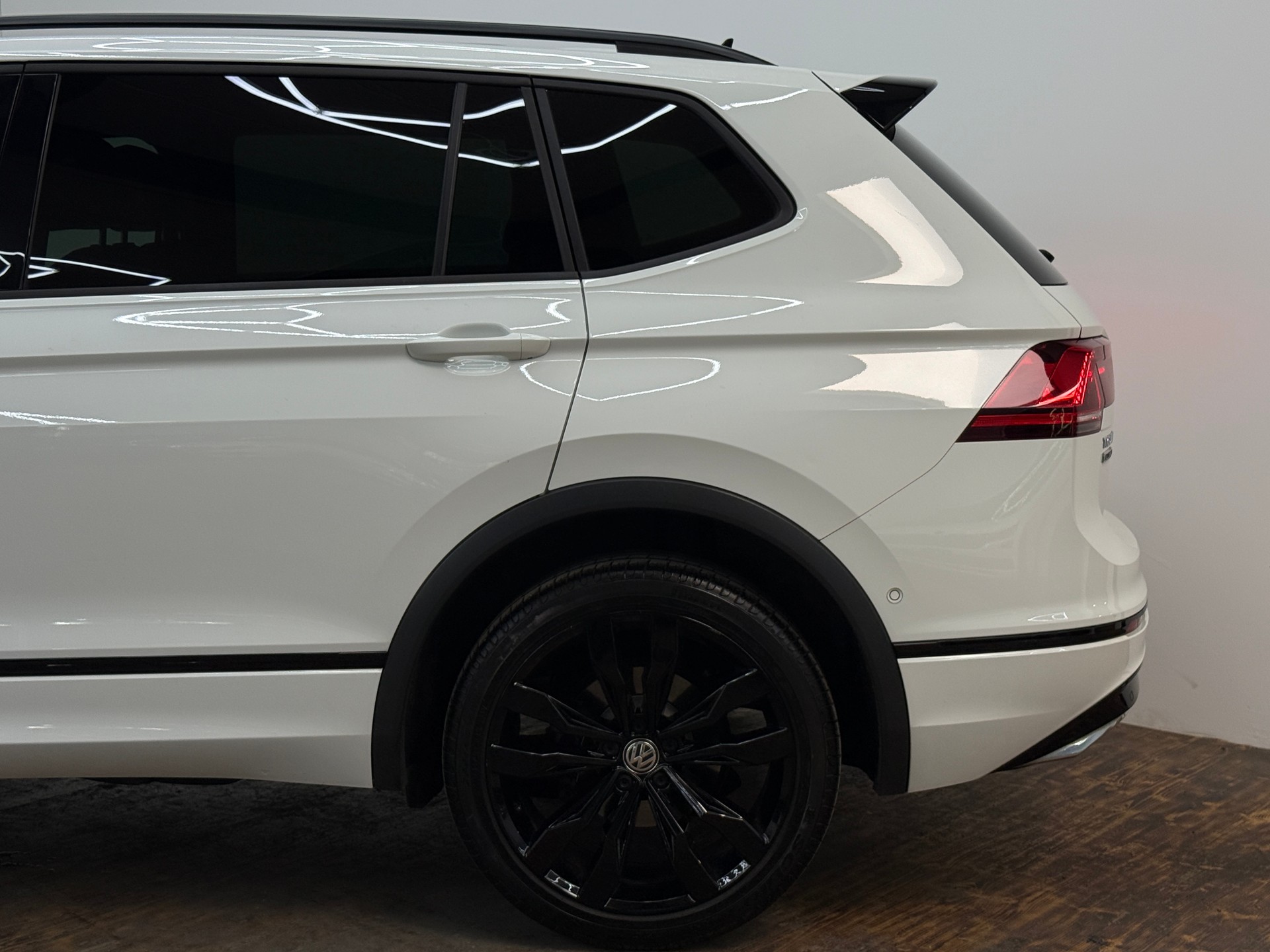 VW Tiguan Allspace 2.0 TDI SCR Highline 4MotionDSG-image-7