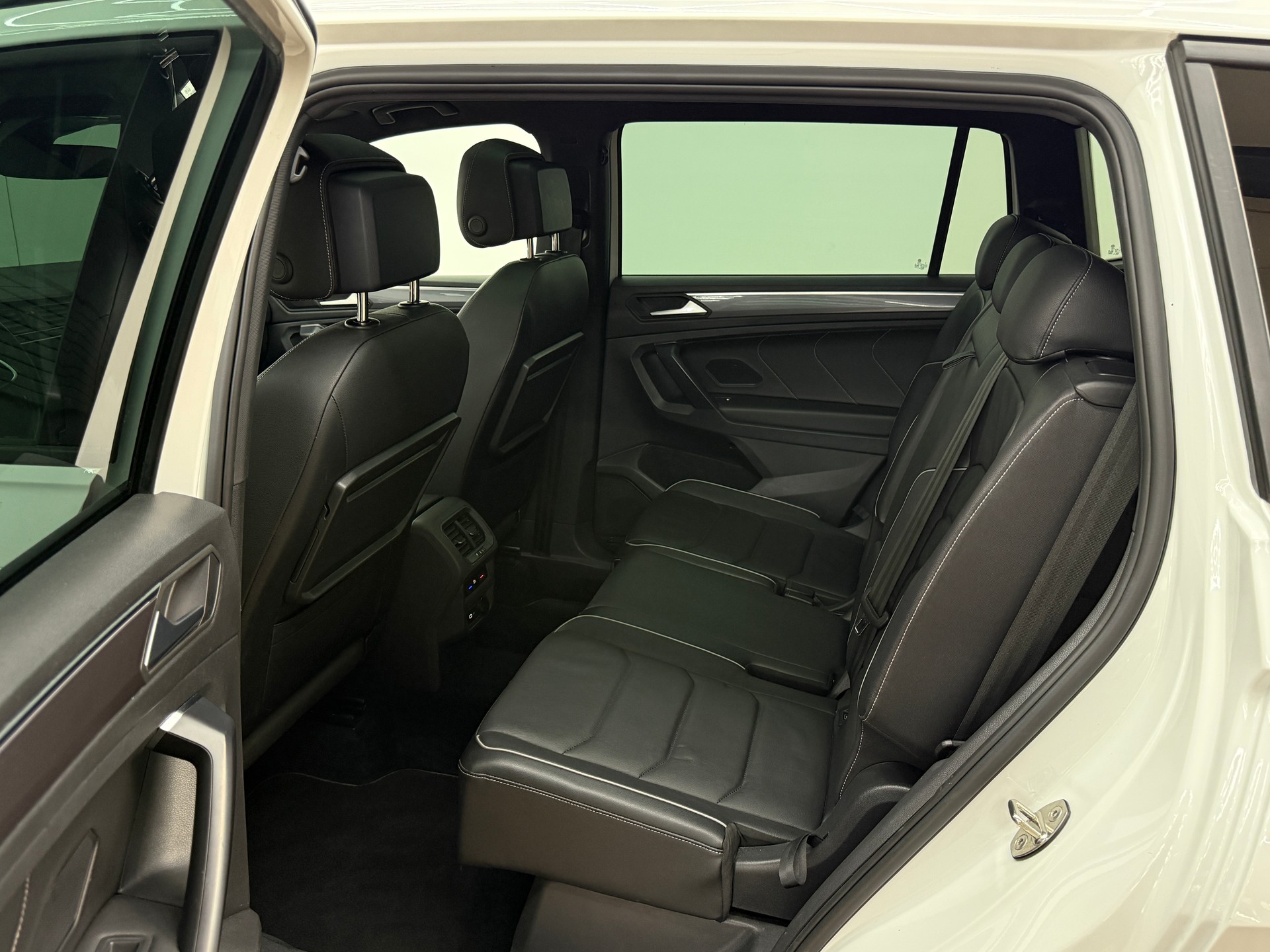 VW Tiguan Allspace 2.0 TDI SCR Highline 4MotionDSG-image-21