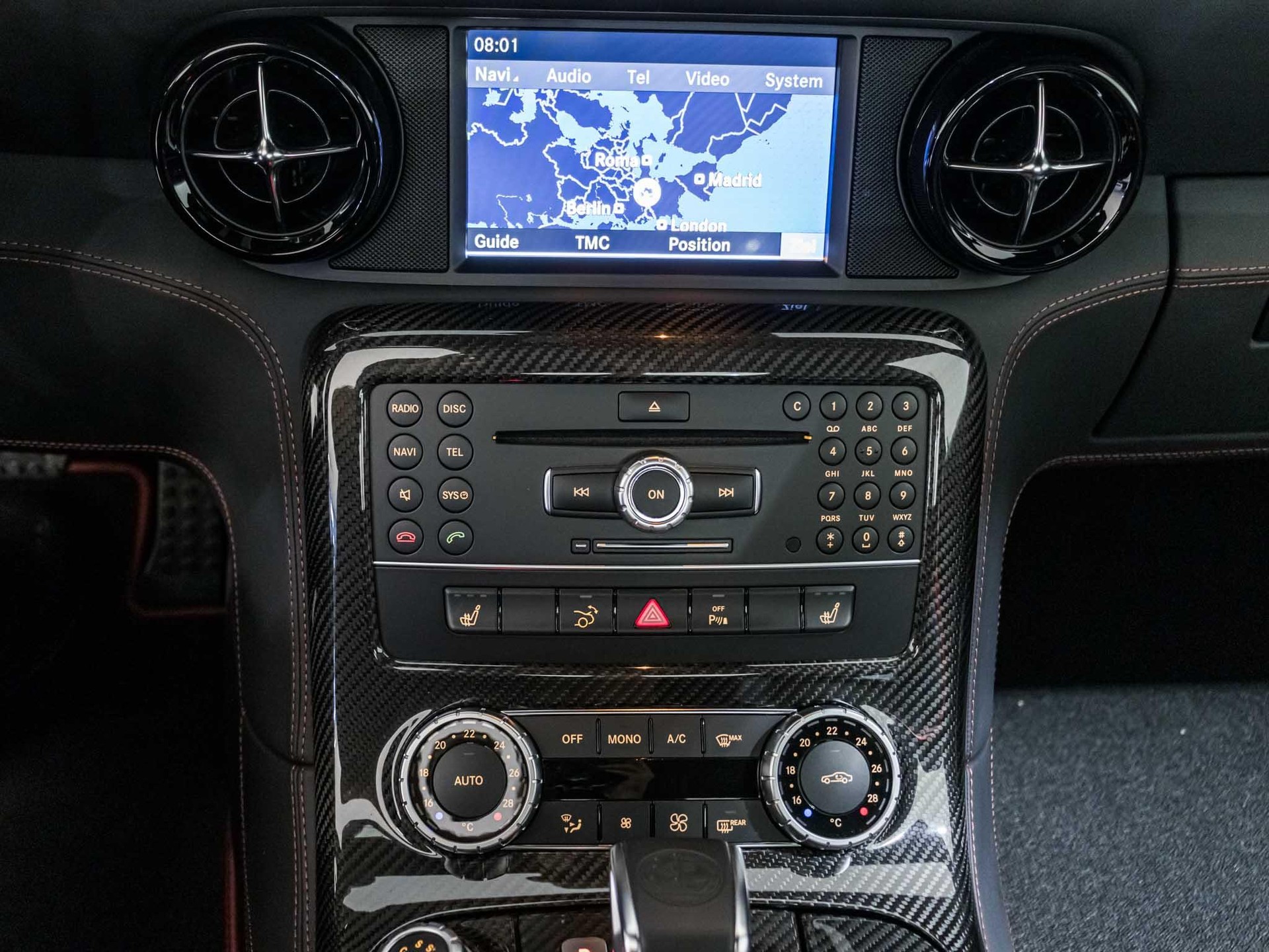 MERCEDES-BENZ SLS 63 AMG GT-image-9