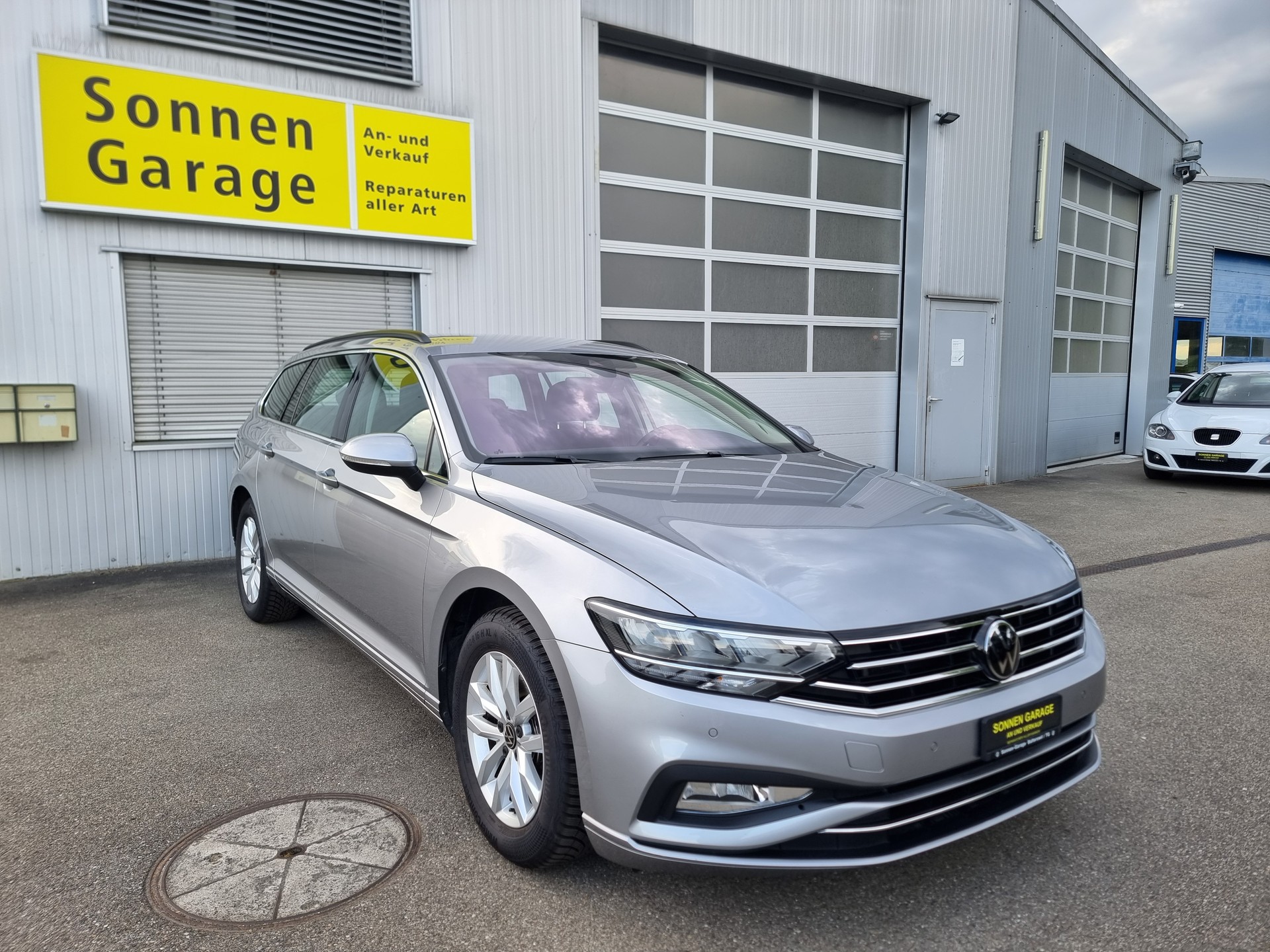 VW Passat 2.0 TDI BMT Business DSG-image-0