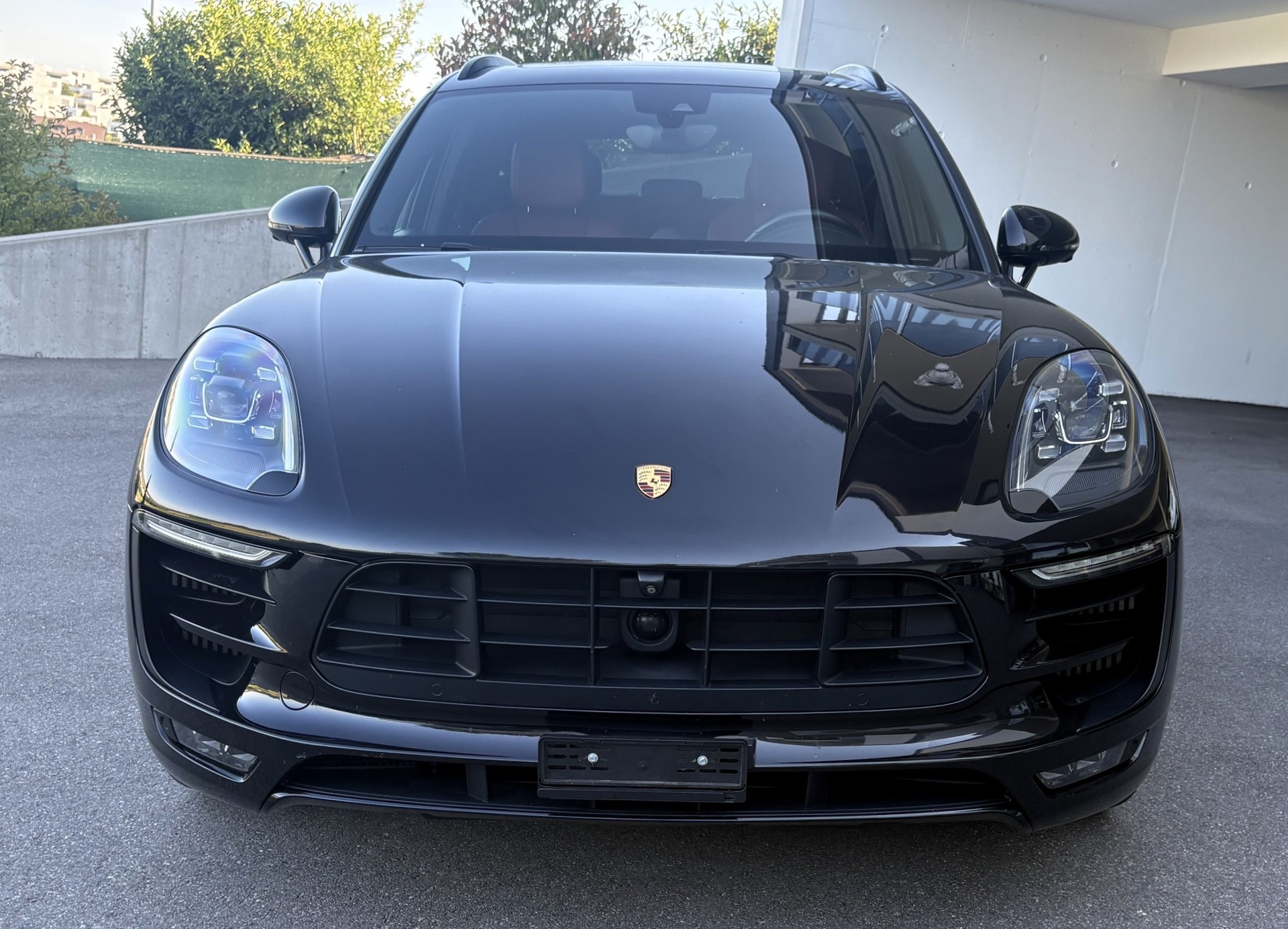 PORSCHE 3.0 V6 GTS-image-1