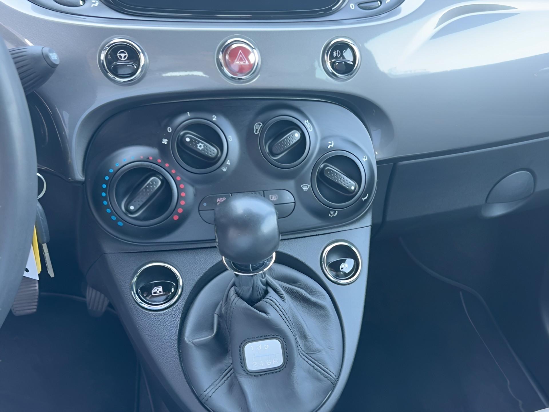 FIAT 500C 1.0 N3 MildHybrid Dolcevita-image-14