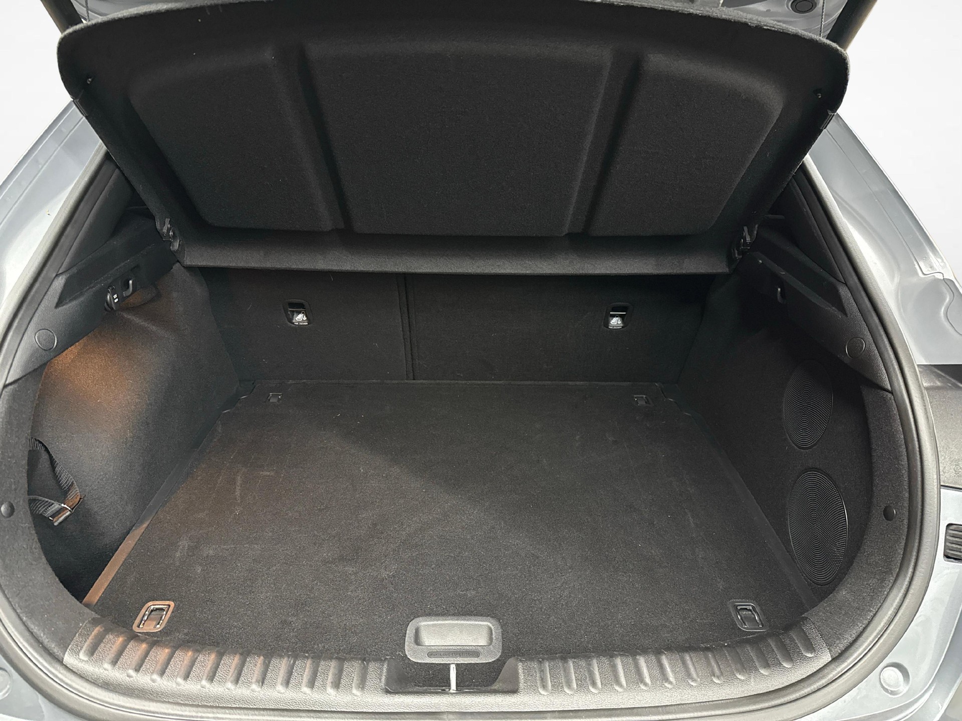 KIA XCeed 1.6 T-GDi GT-Line-image-11