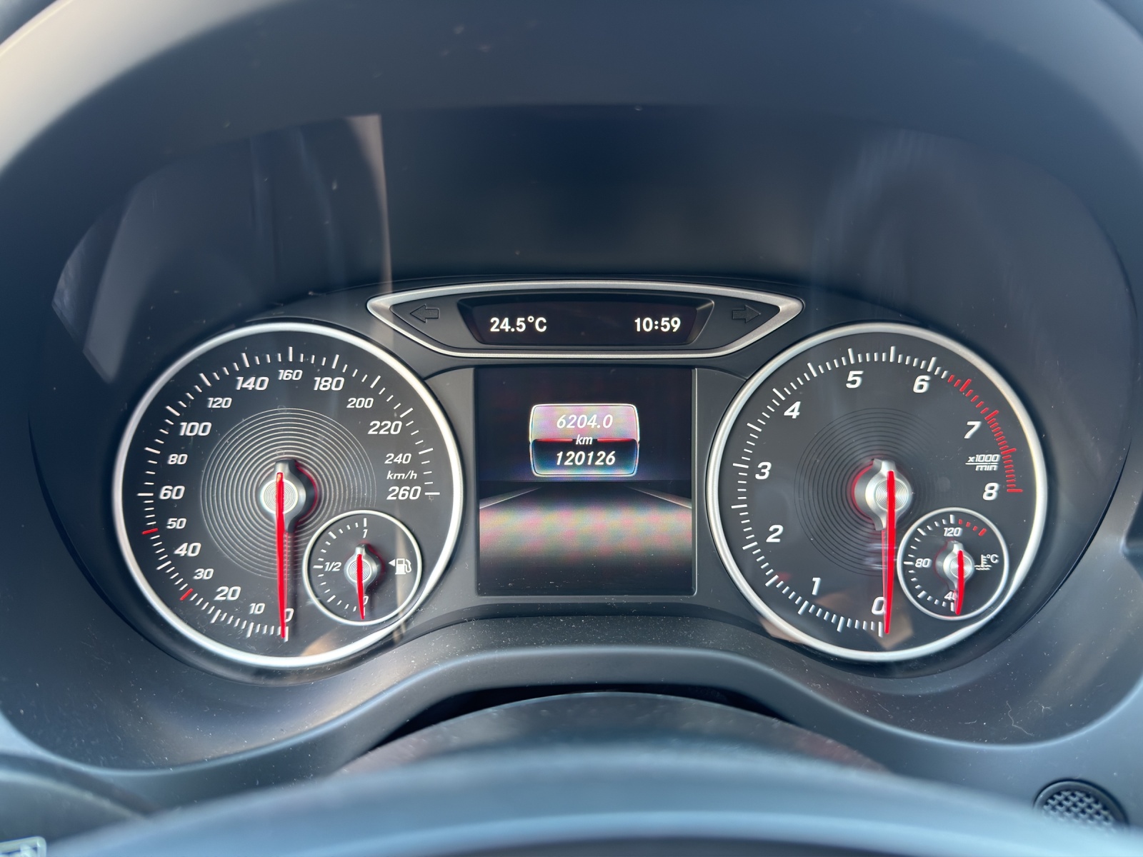 MERCEDES-BENZ A 180 BlueEfficiency Edition Style-image-13