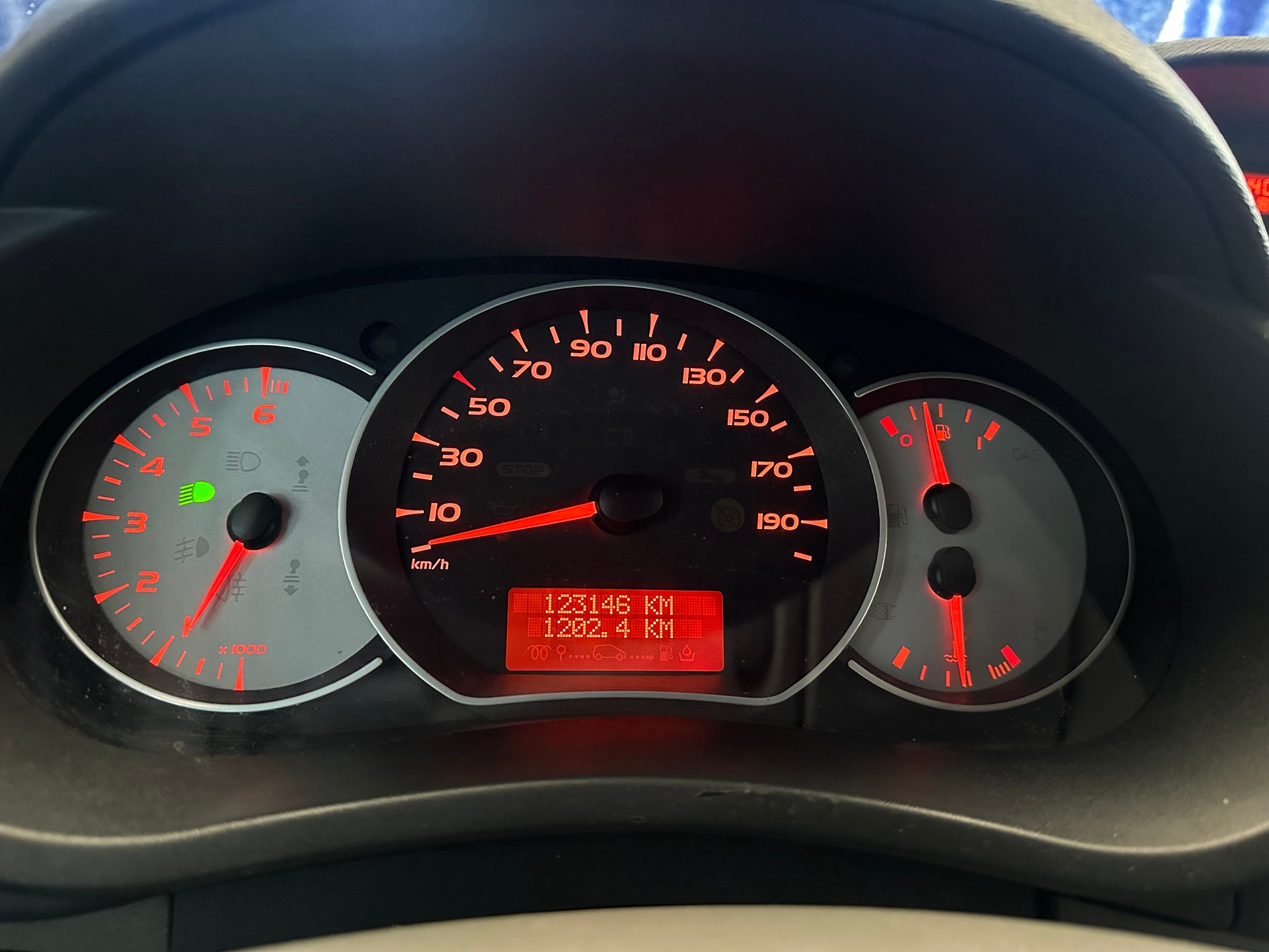 RENAULT Kangoo 1.6 16V Expression-image-5