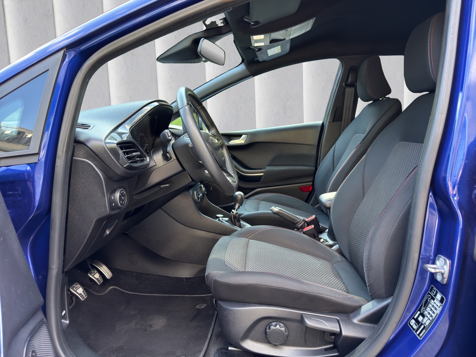 FORD Fiesta 1.0 SCTi ST Line-image-6