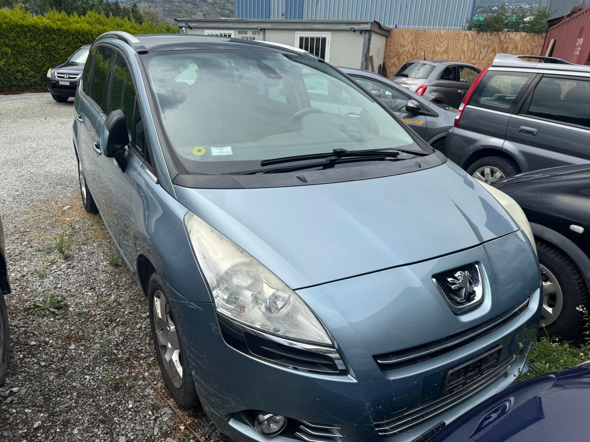 PEUGEOT 5008 1.6 16V T Family-image-0