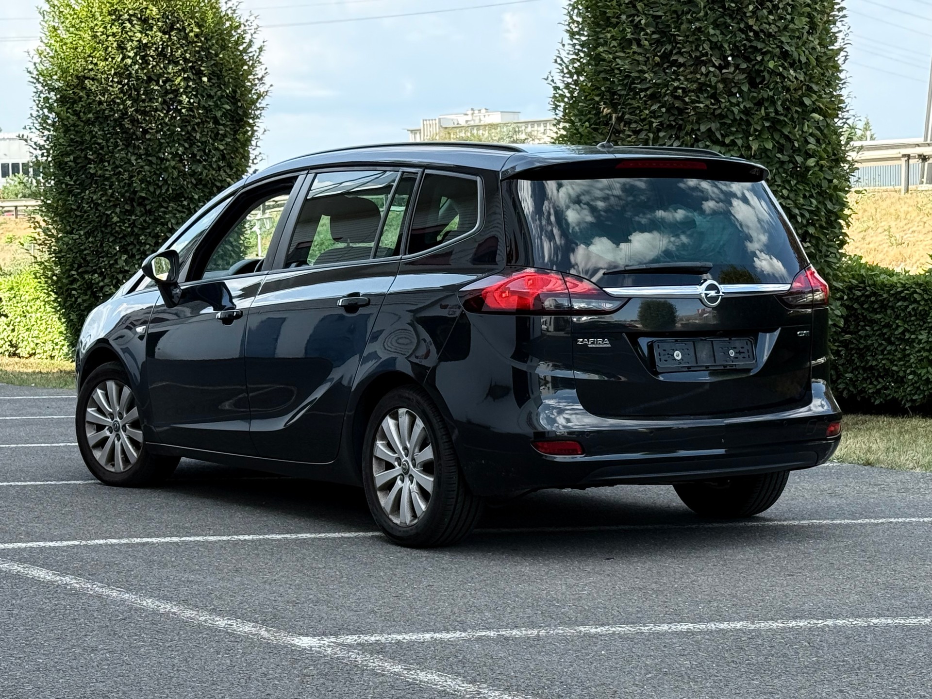 OPEL Zafira Tourer 2.0 CDTi Enjoy-image-9
