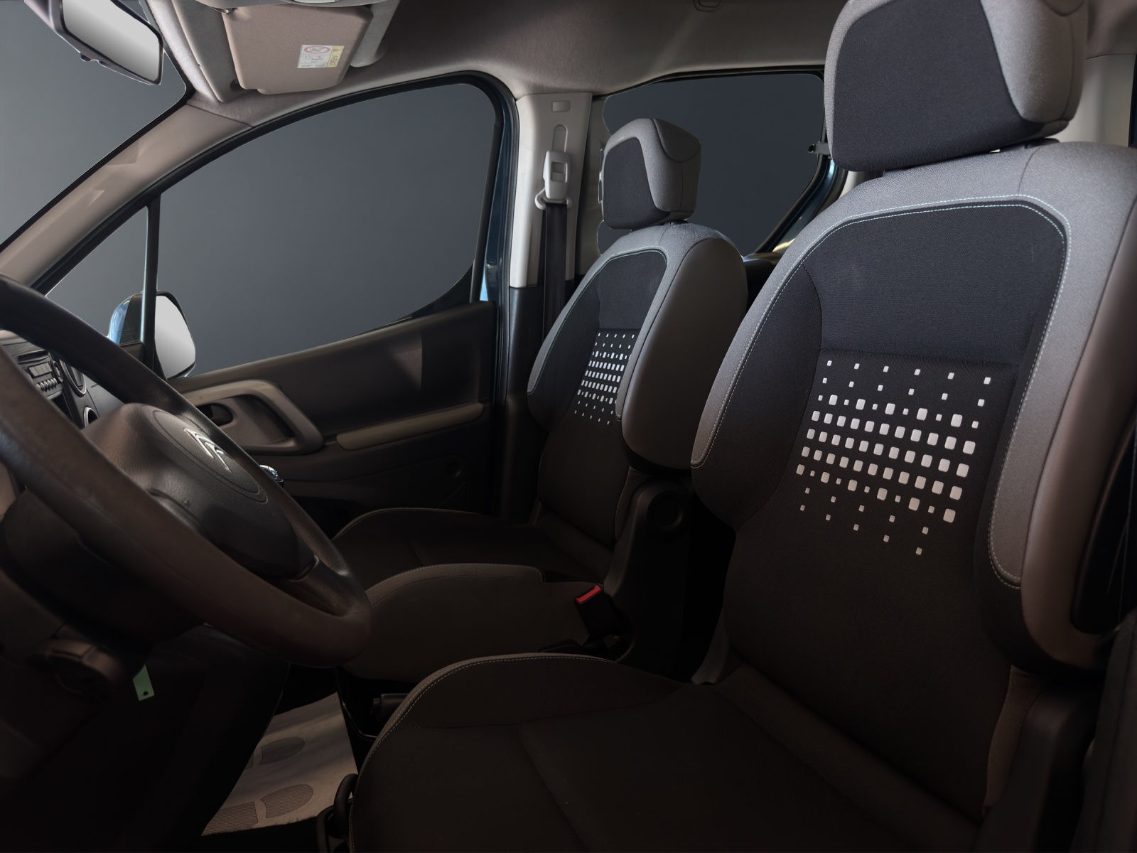 CITROEN Berlingo 1.2i Feel-image-14