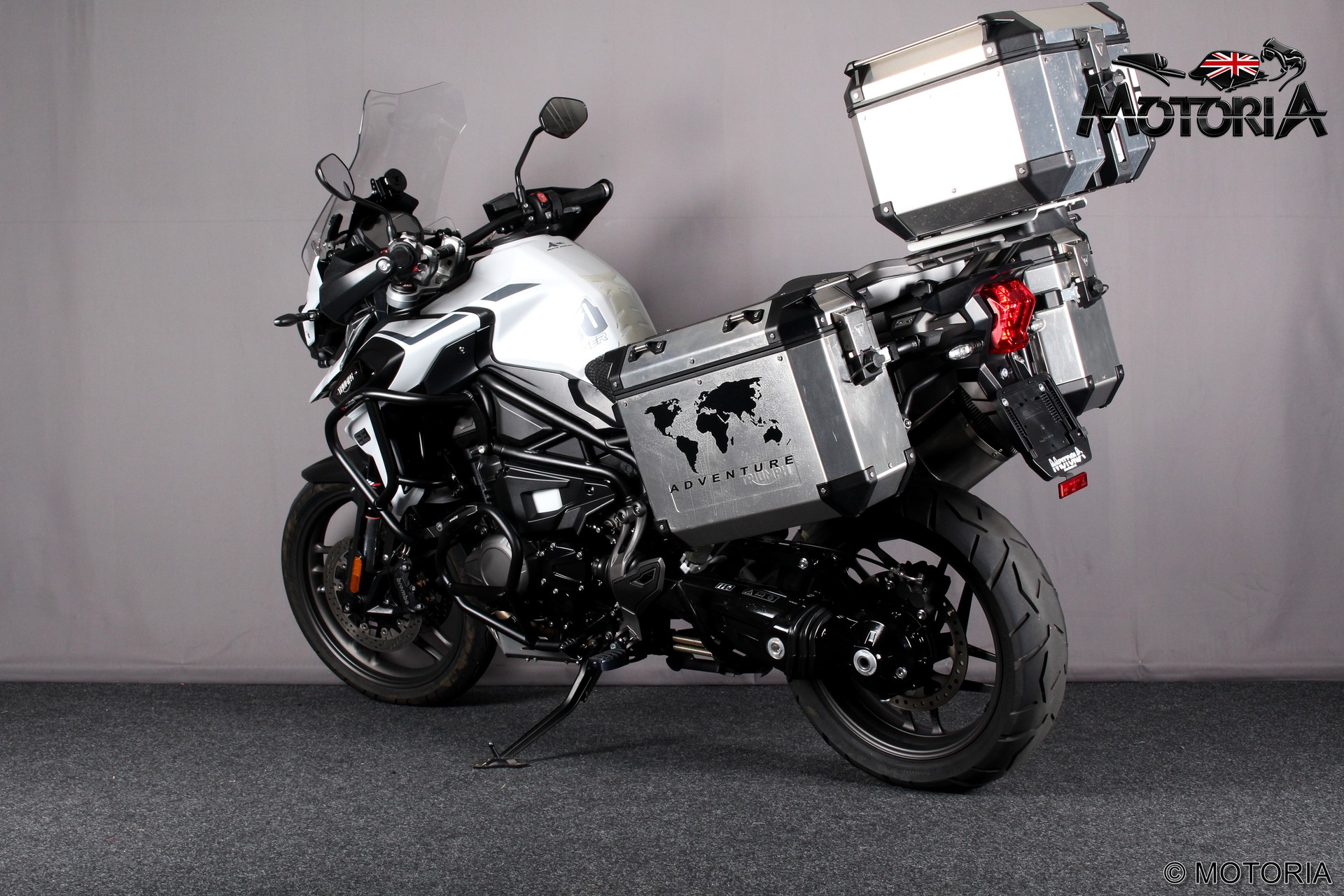 TRIUMPH Tiger 1200 Alpine Edition-showroom-element-3