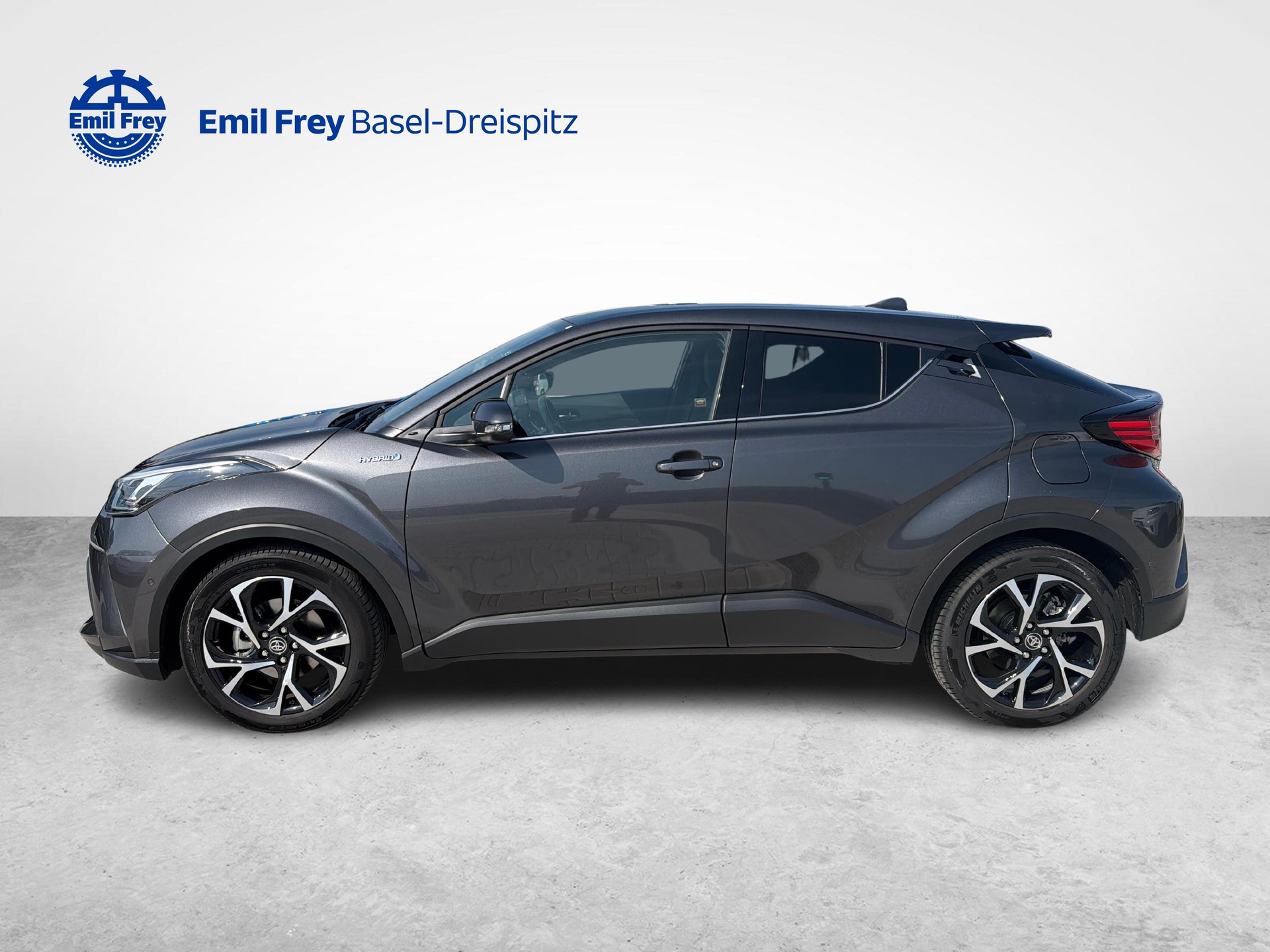 TOYOTA C-HR 1.8 VVTi HSD Trend-image-1