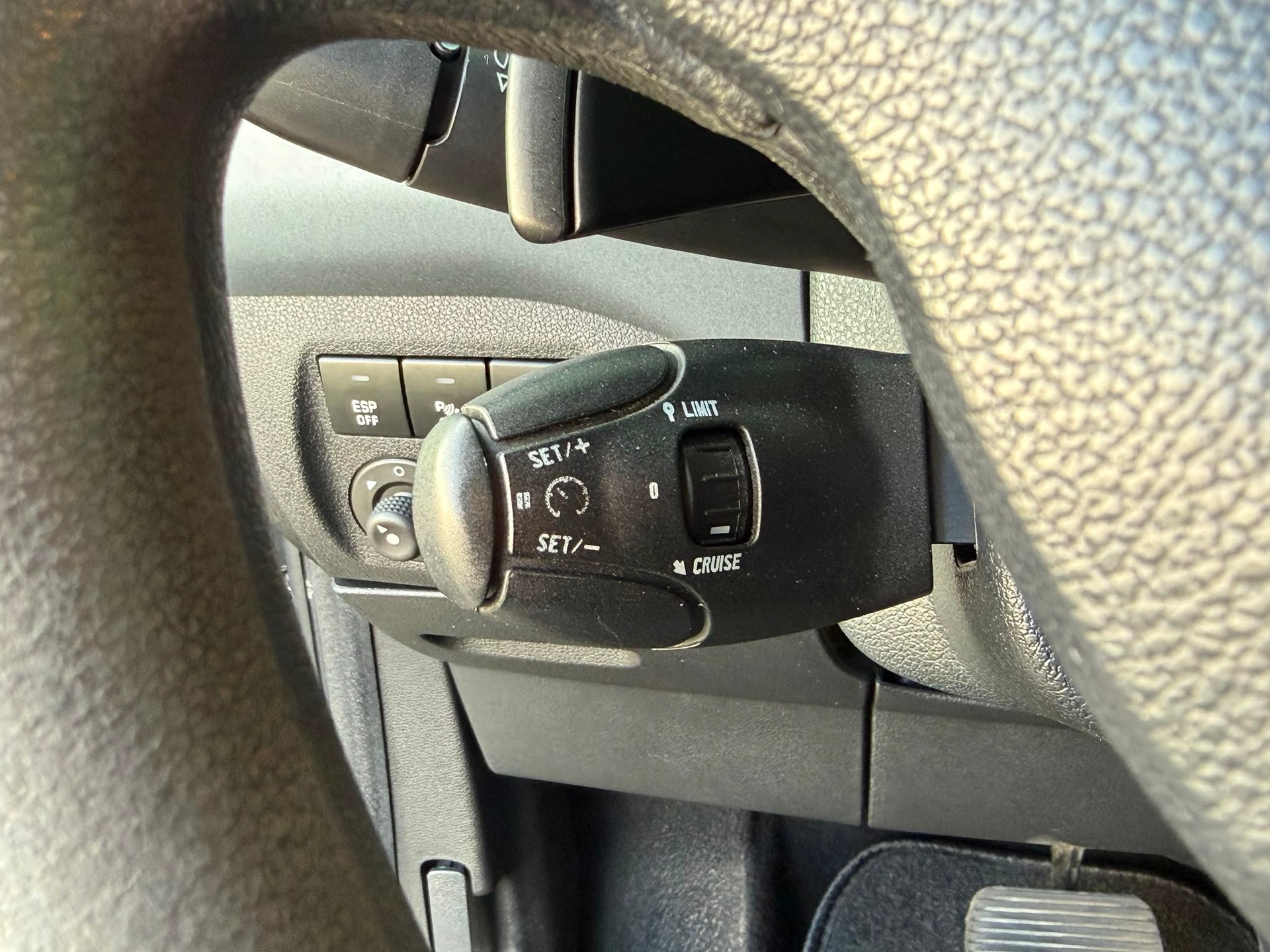 PEUGEOT Partner 1.6 e-HDI Active EGS6-image-14