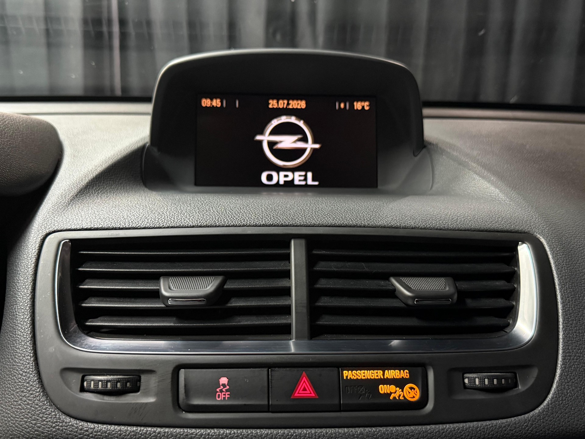 OPEL Mokka 1.4i 16V Turbo Cosmo 4WD-image-12