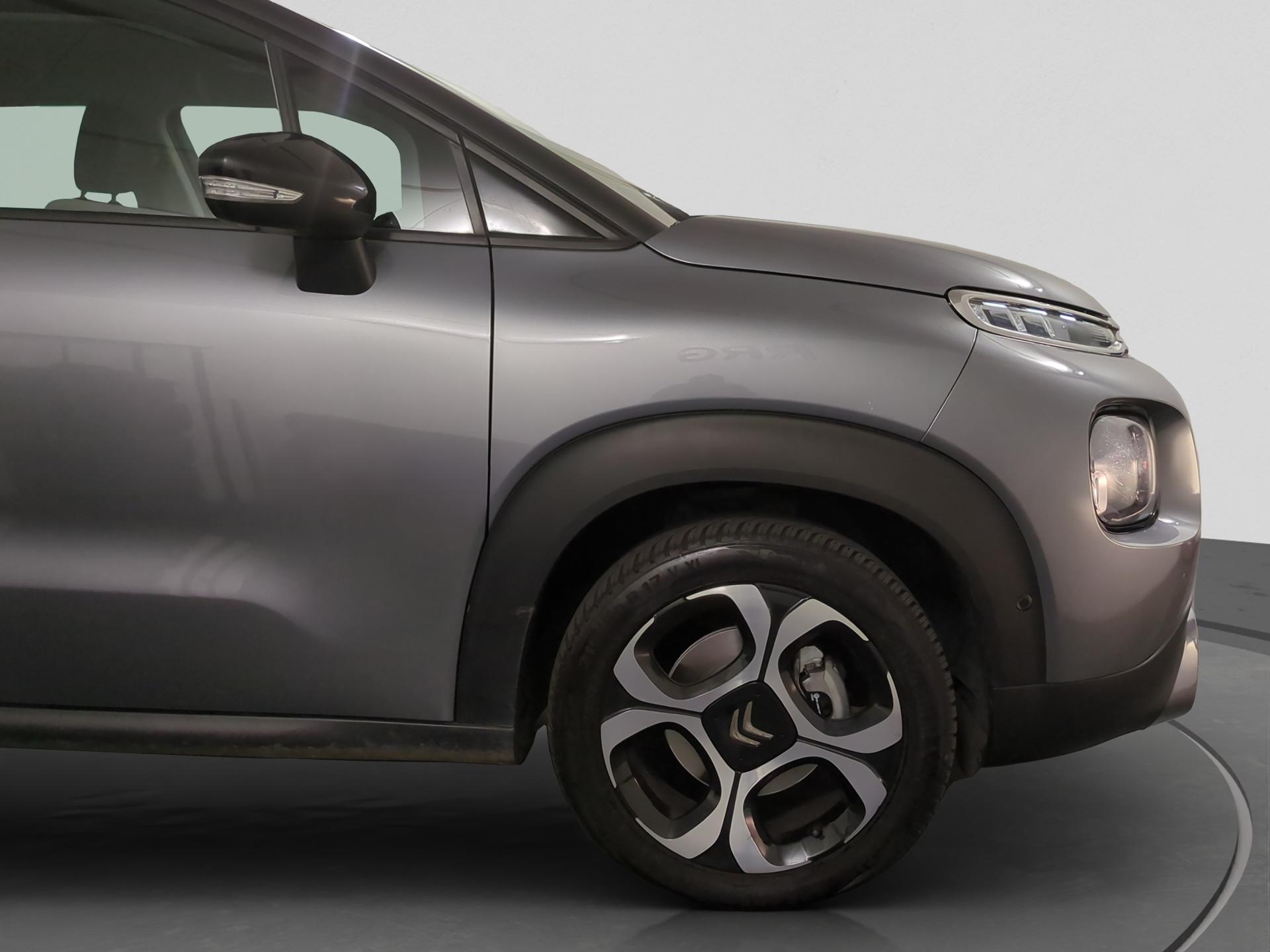 CITROEN C3 Aircross 1.2i PureTech Shine EAT-image-17