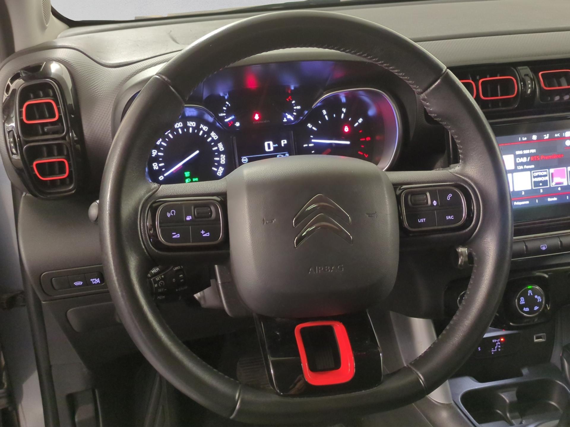 CITROEN C3 Aircross 1.2i PureTech Shine EAT-image-9