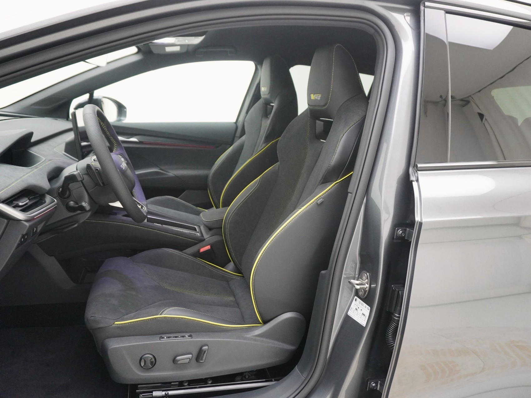 SKODA Elroq RS-MAXX 4x4-image-13