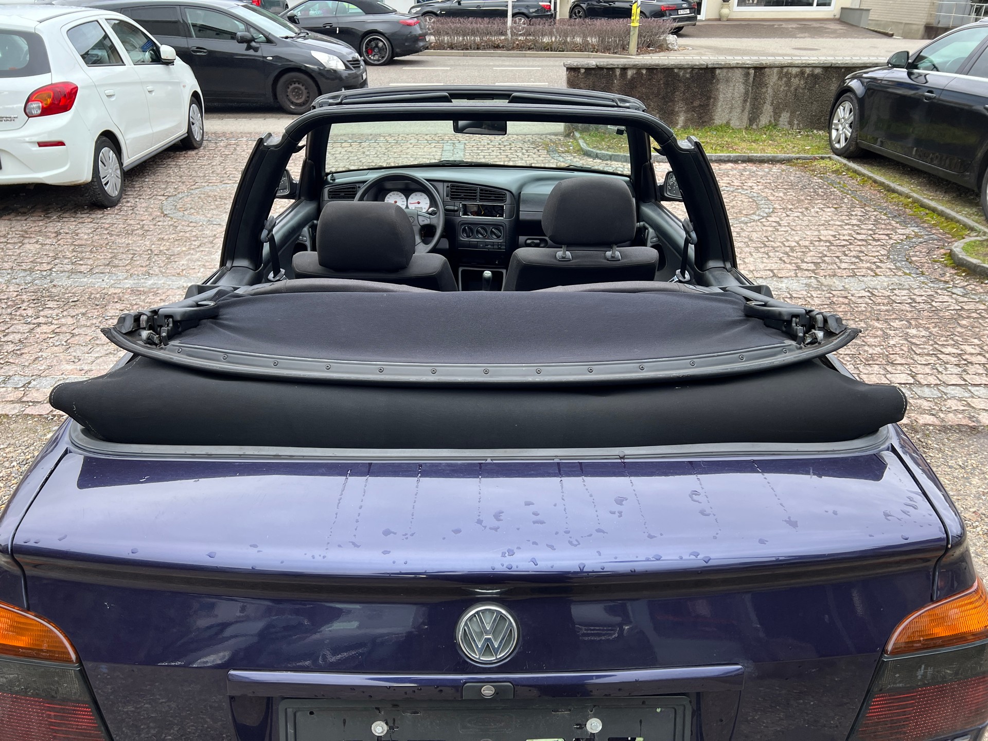 VW Golf Cabriolet 2000 Avantgarde-image-8