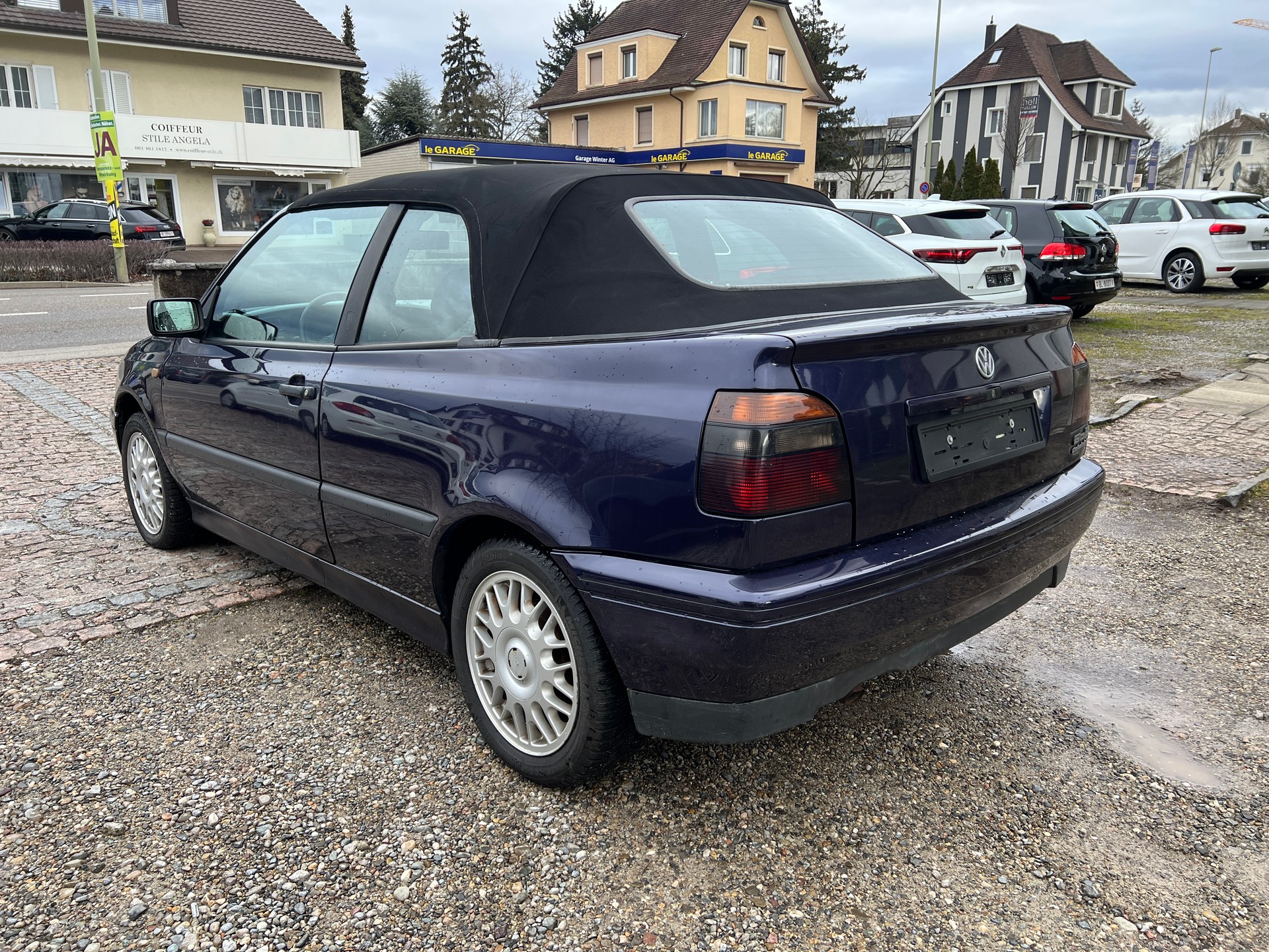 VW Golf Cabriolet 2000 Avantgarde-image-1