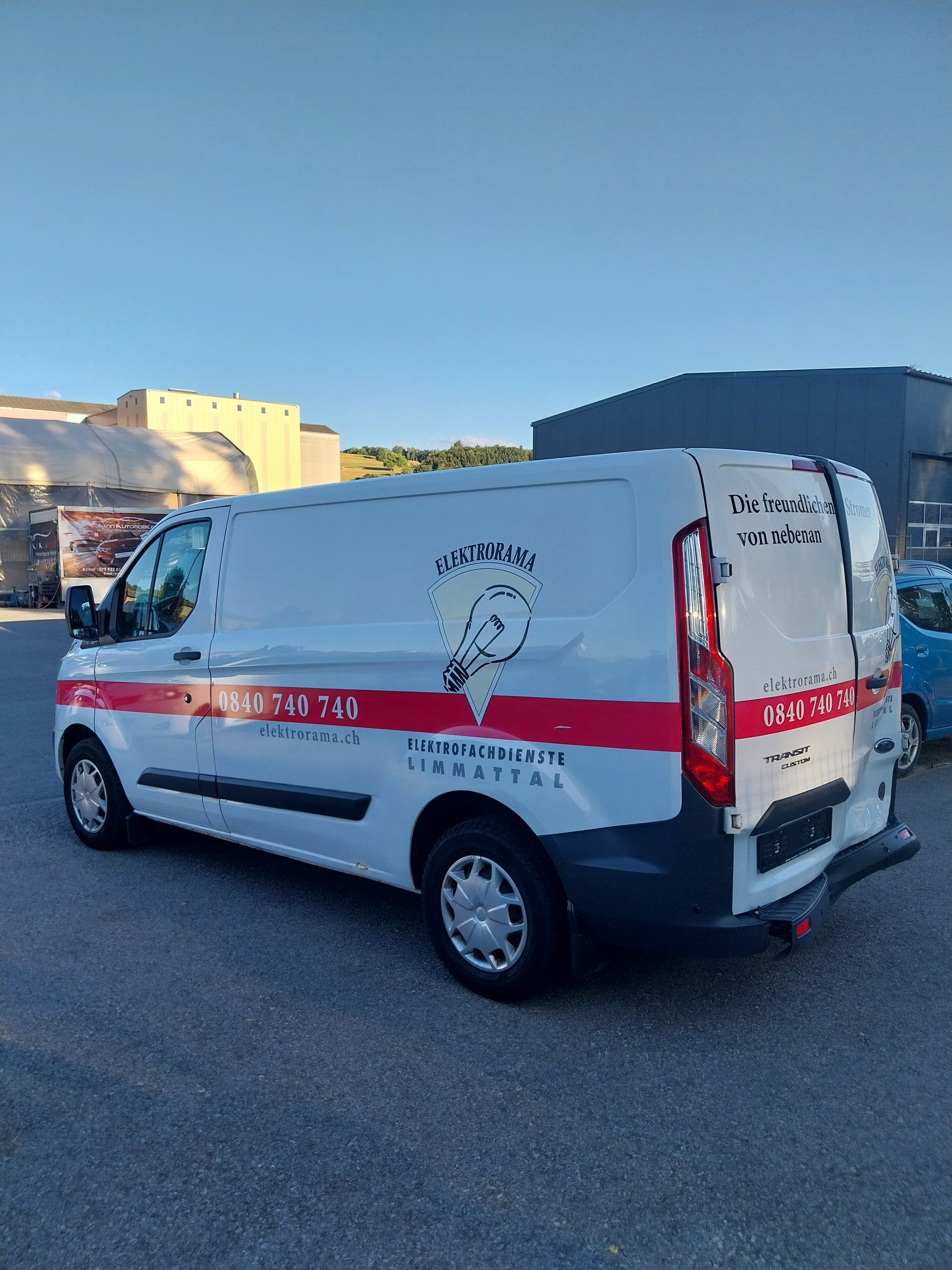 FORD Transit Custom Van 290 L1H1 Ambiente-image-3