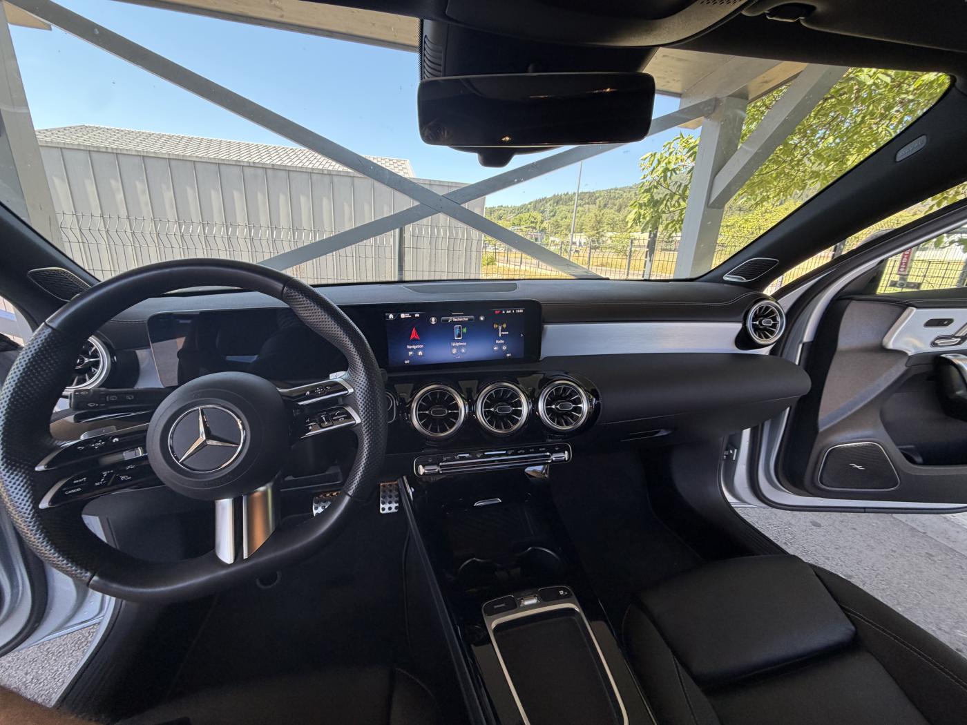 MERCEDES-BENZ A 200 7G-DCT-image-6