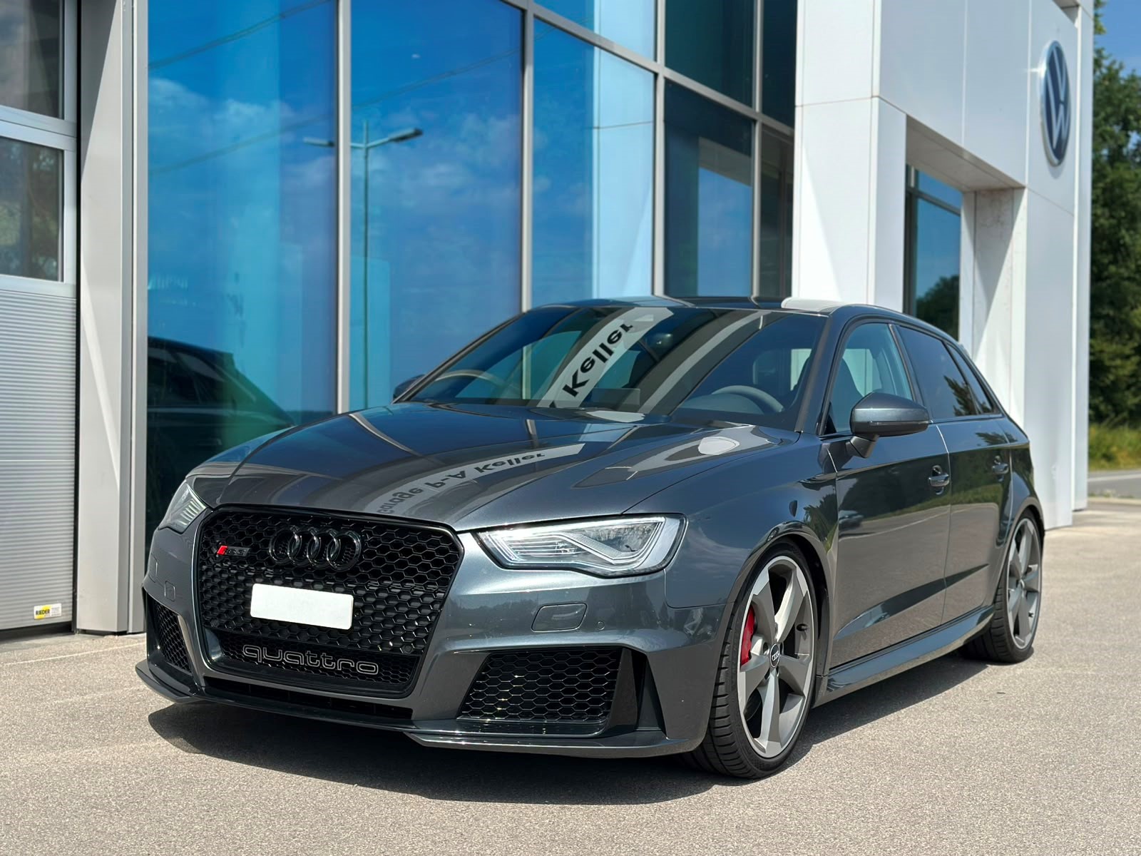 AUDI RS3 2.5 TFSI quattro S-tronic-image-1