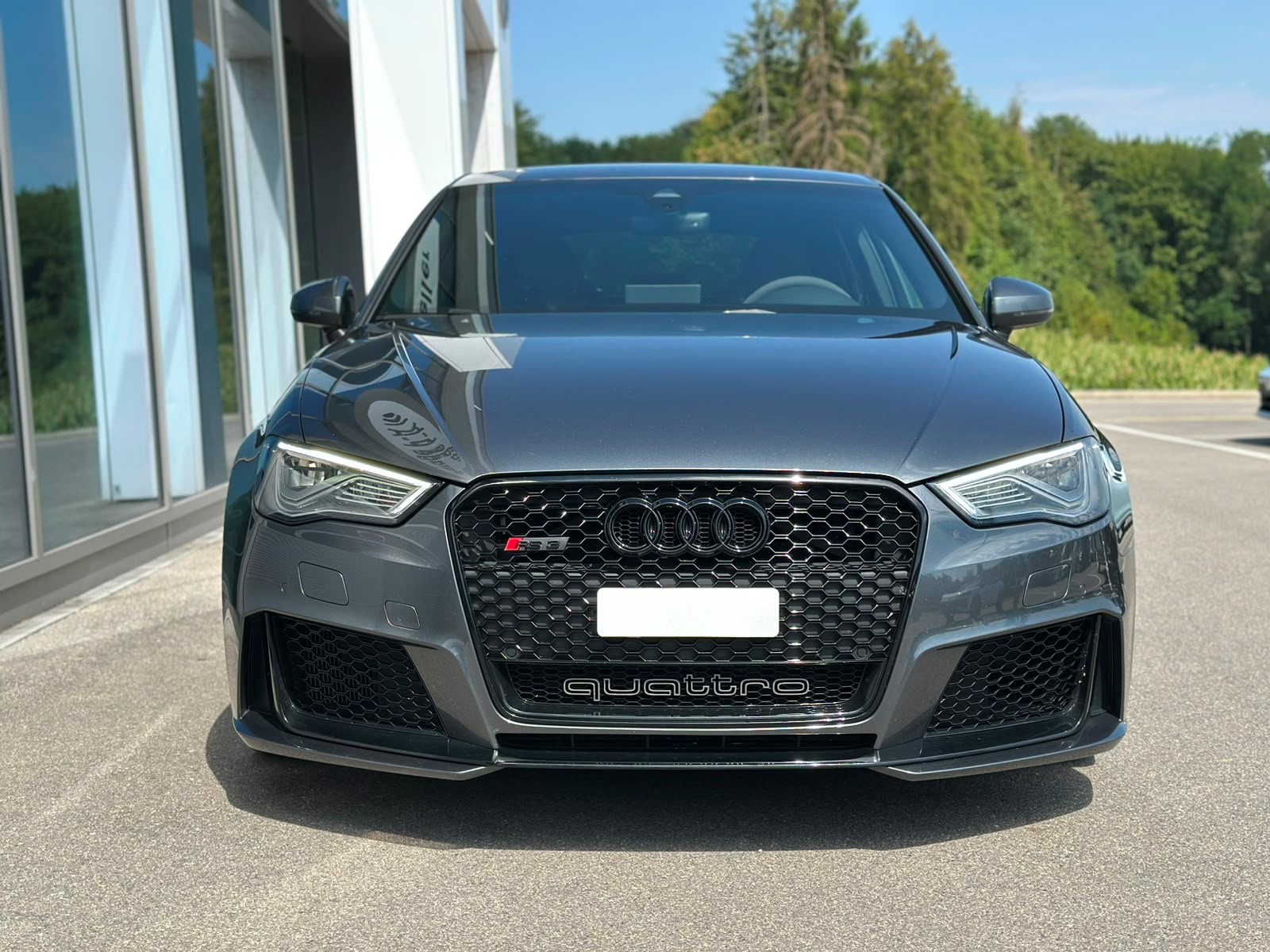 AUDI RS3 2.5 TFSI quattro S-tronic-image-2