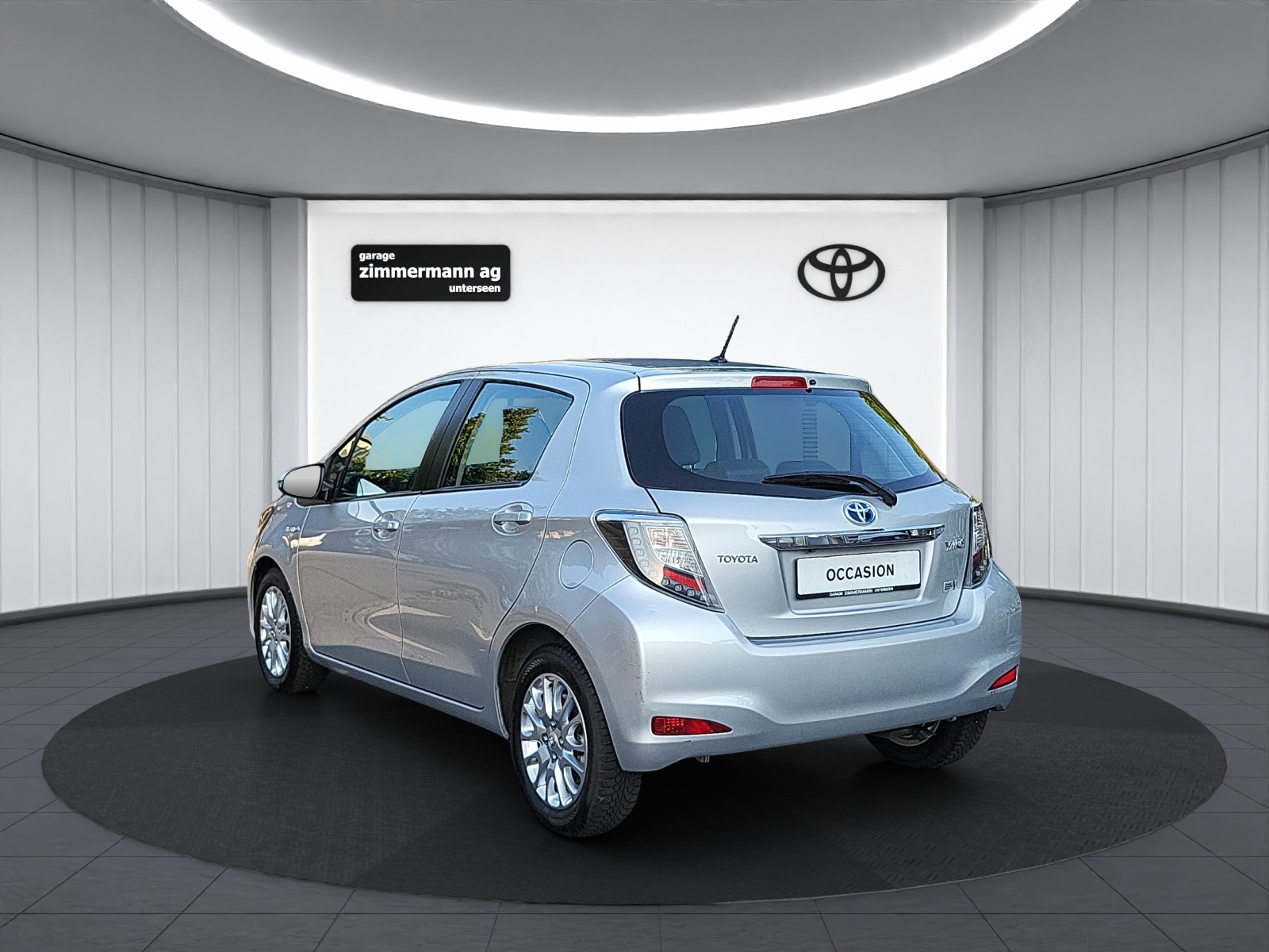 TOYOTA Yaris 1.5 VVT-i HSD Sol-image-8