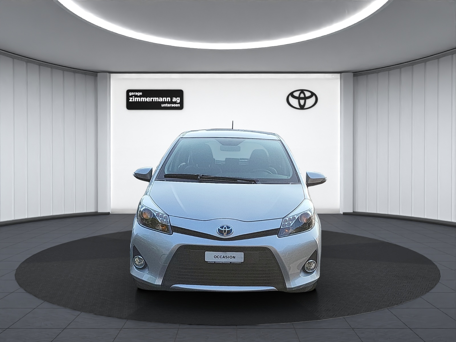 TOYOTA Yaris 1.5 VVT-i HSD Sol-image-1