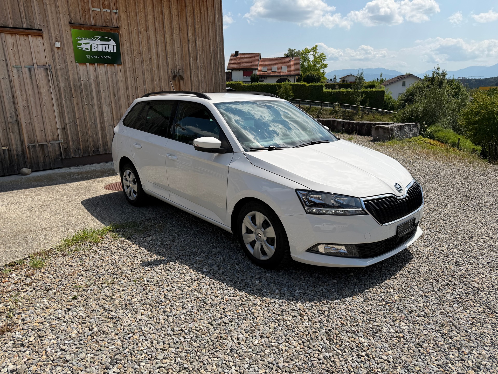 SKODA Fabia Combi 1.0 TSI Ambition DSG-image-2