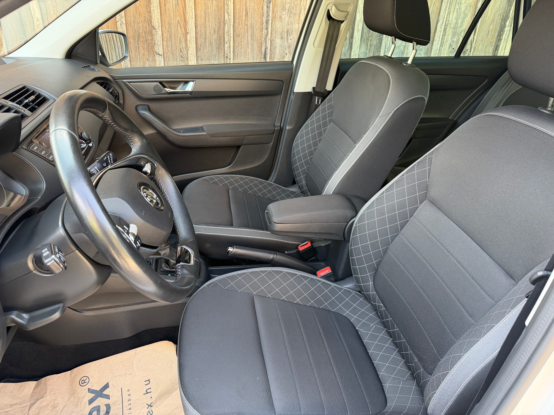 SKODA Fabia Combi 1.0 TSI Ambition DSG-image-5