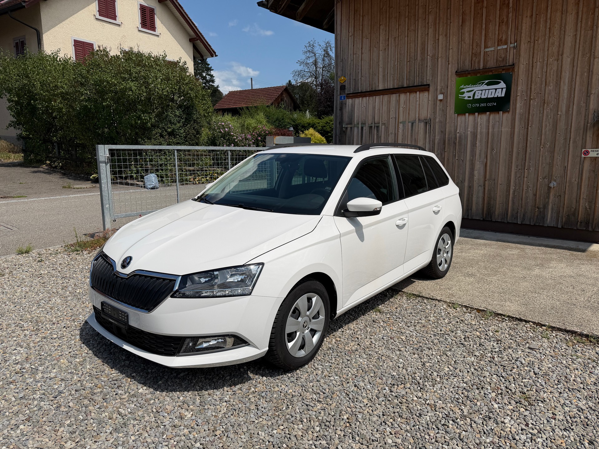 SKODA Fabia Combi 1.0 TSI Ambition DSG-image-0