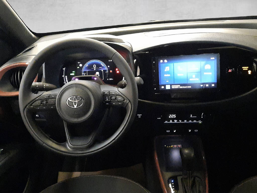 TOYOTA Aygo X 1.5 VVT-i HSD Trend-image-5