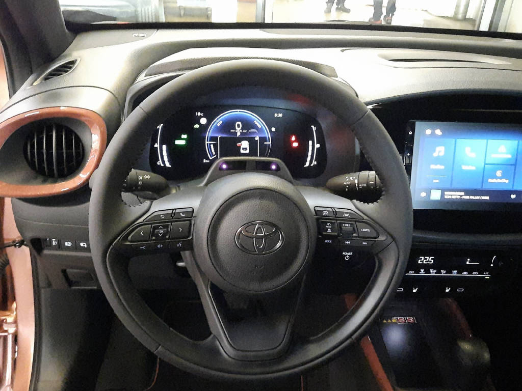 TOYOTA Aygo X 1.5 VVT-i HSD Trend-image-10