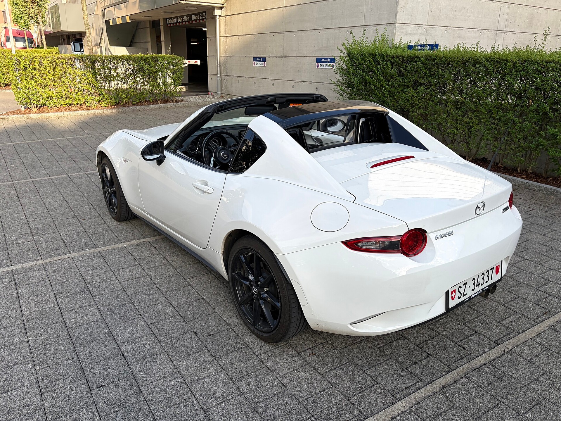 MAZDA 2.0 Revolution RF-image-1