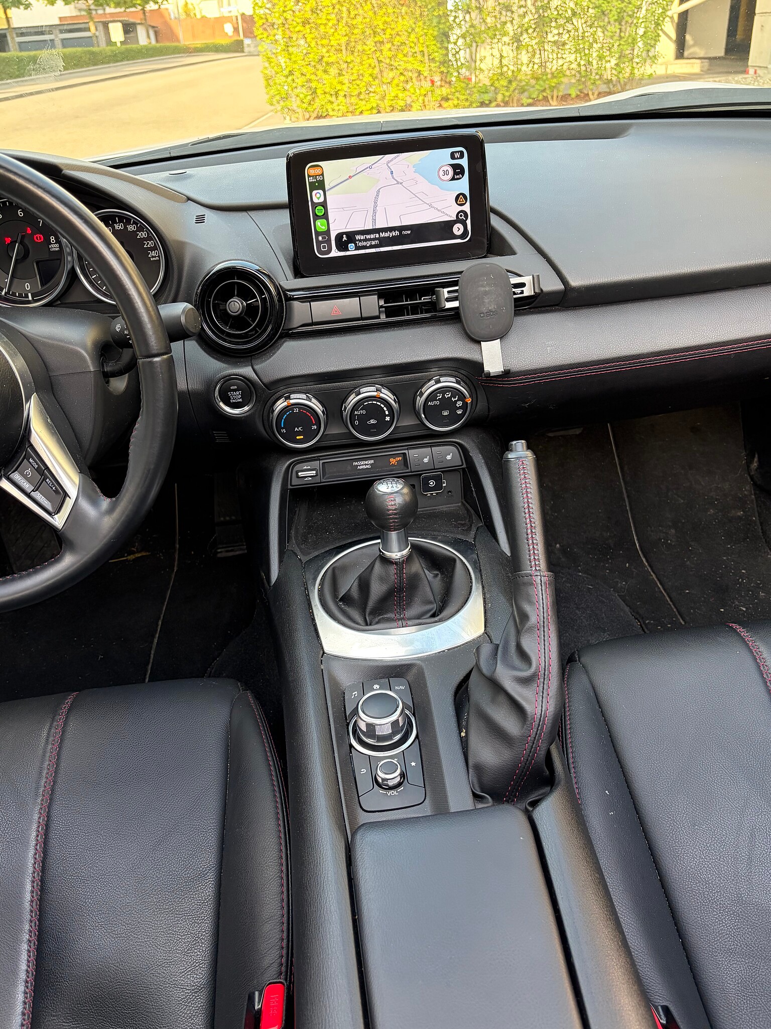 MAZDA 2.0 Revolution RF-image-11