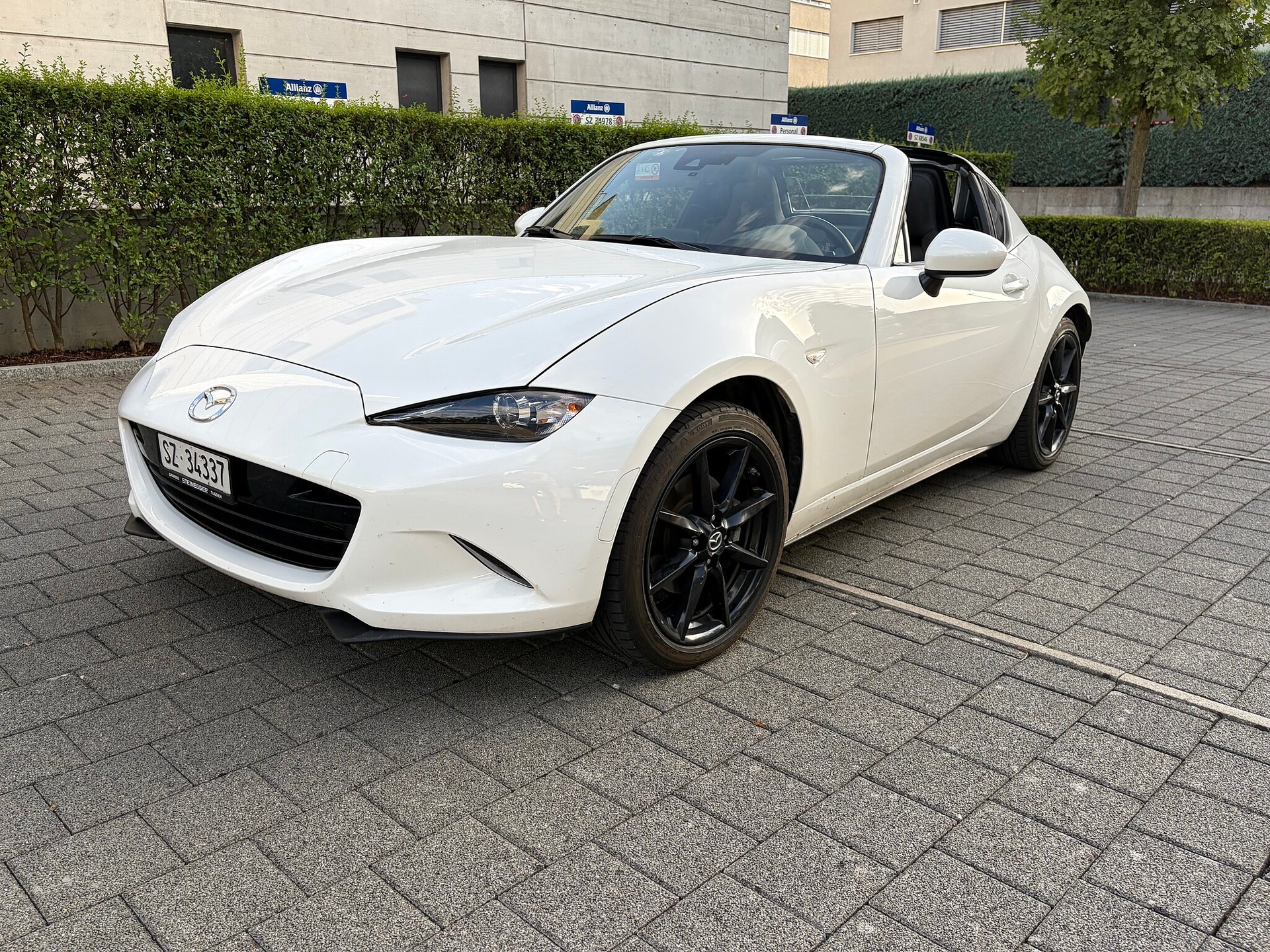 MAZDA 2.0 Revolution RF-image-2